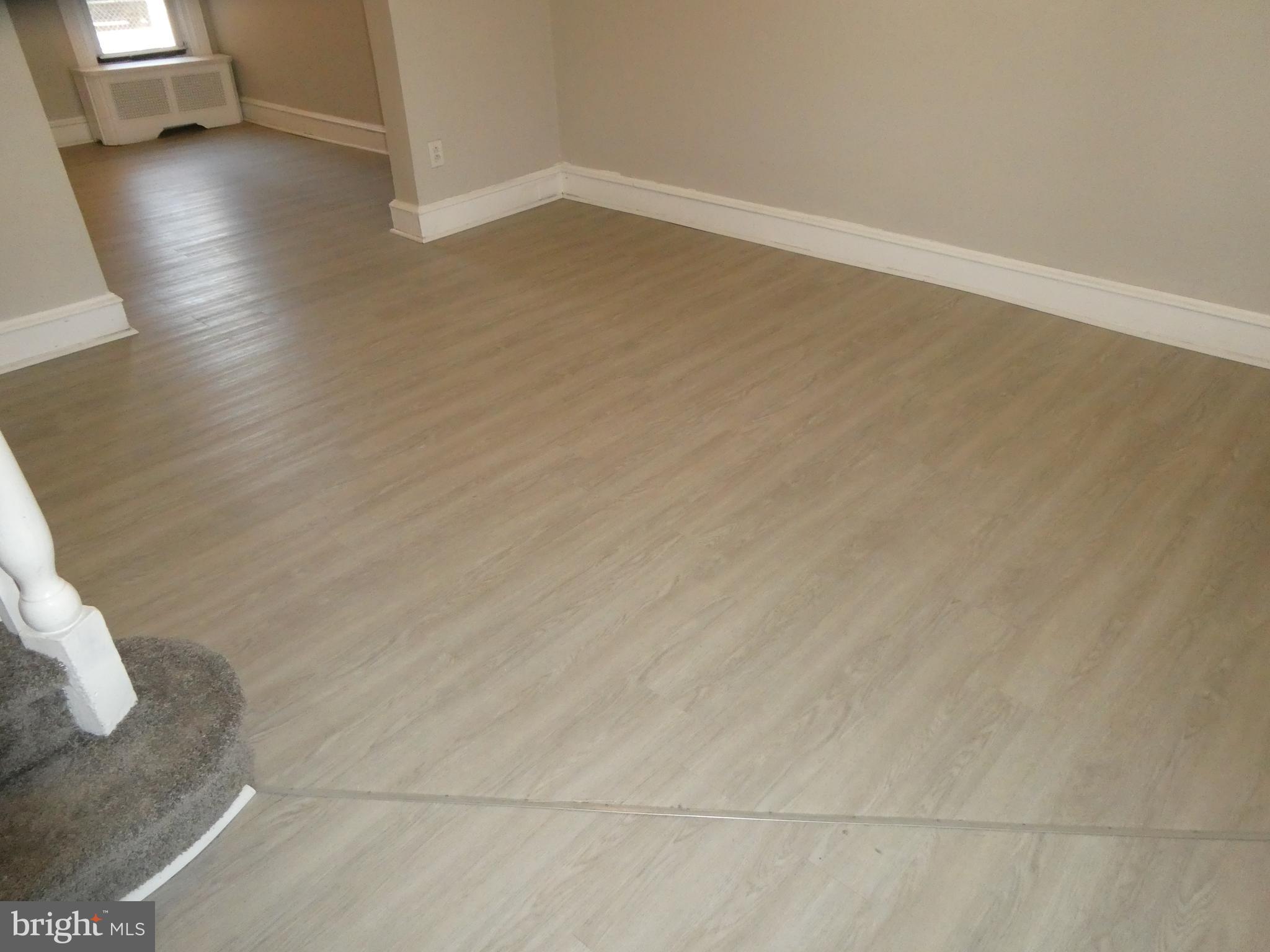 LAWNCREST - Residential