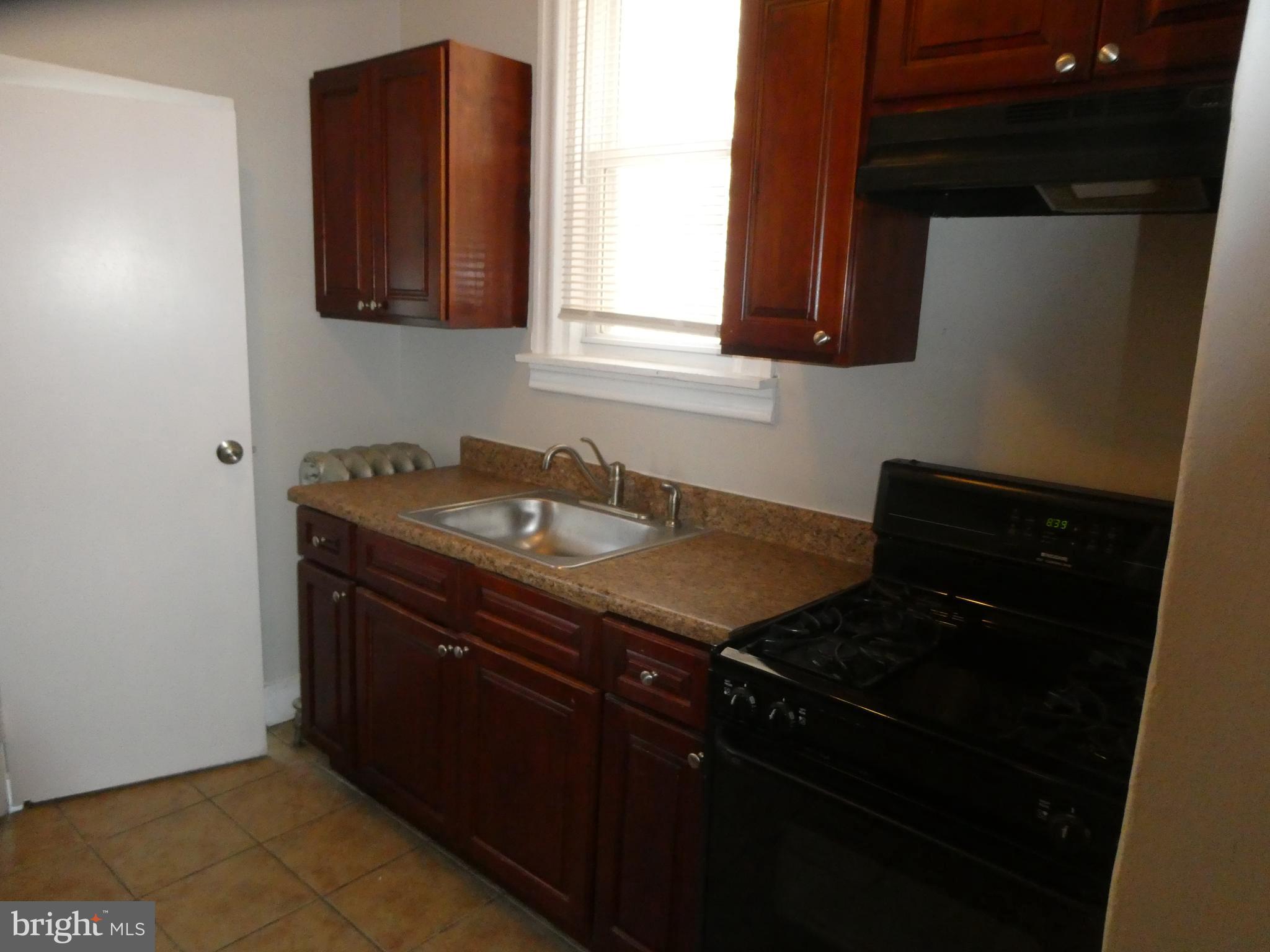 LAWNCREST - Residential