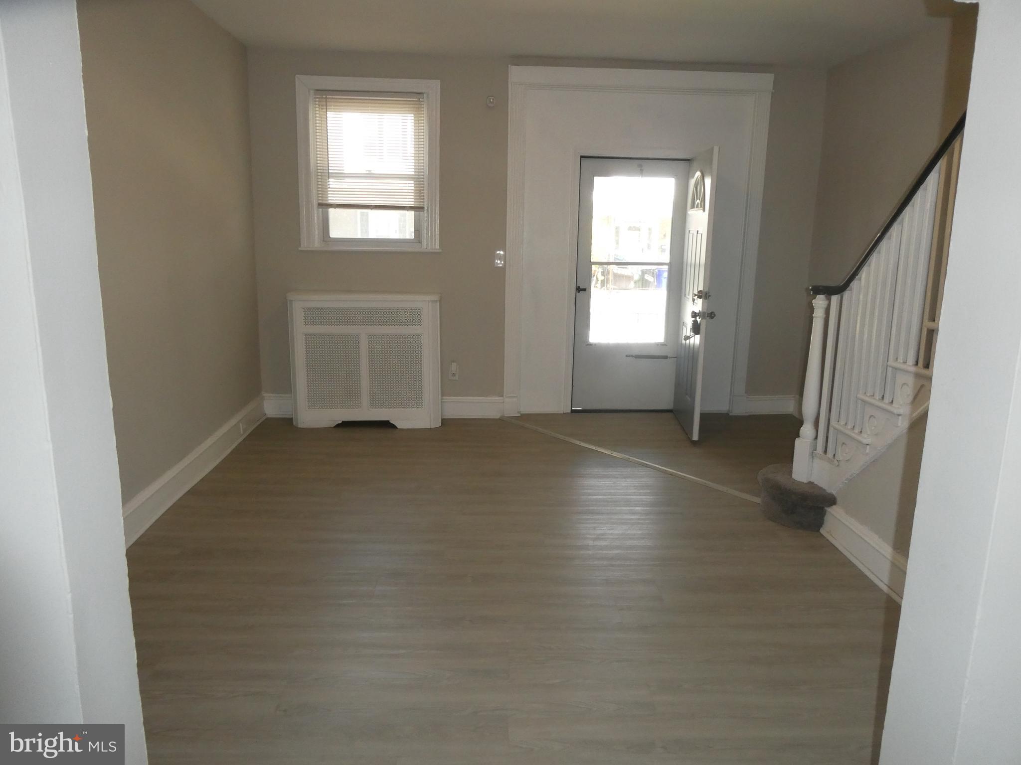 LAWNCREST - Residential