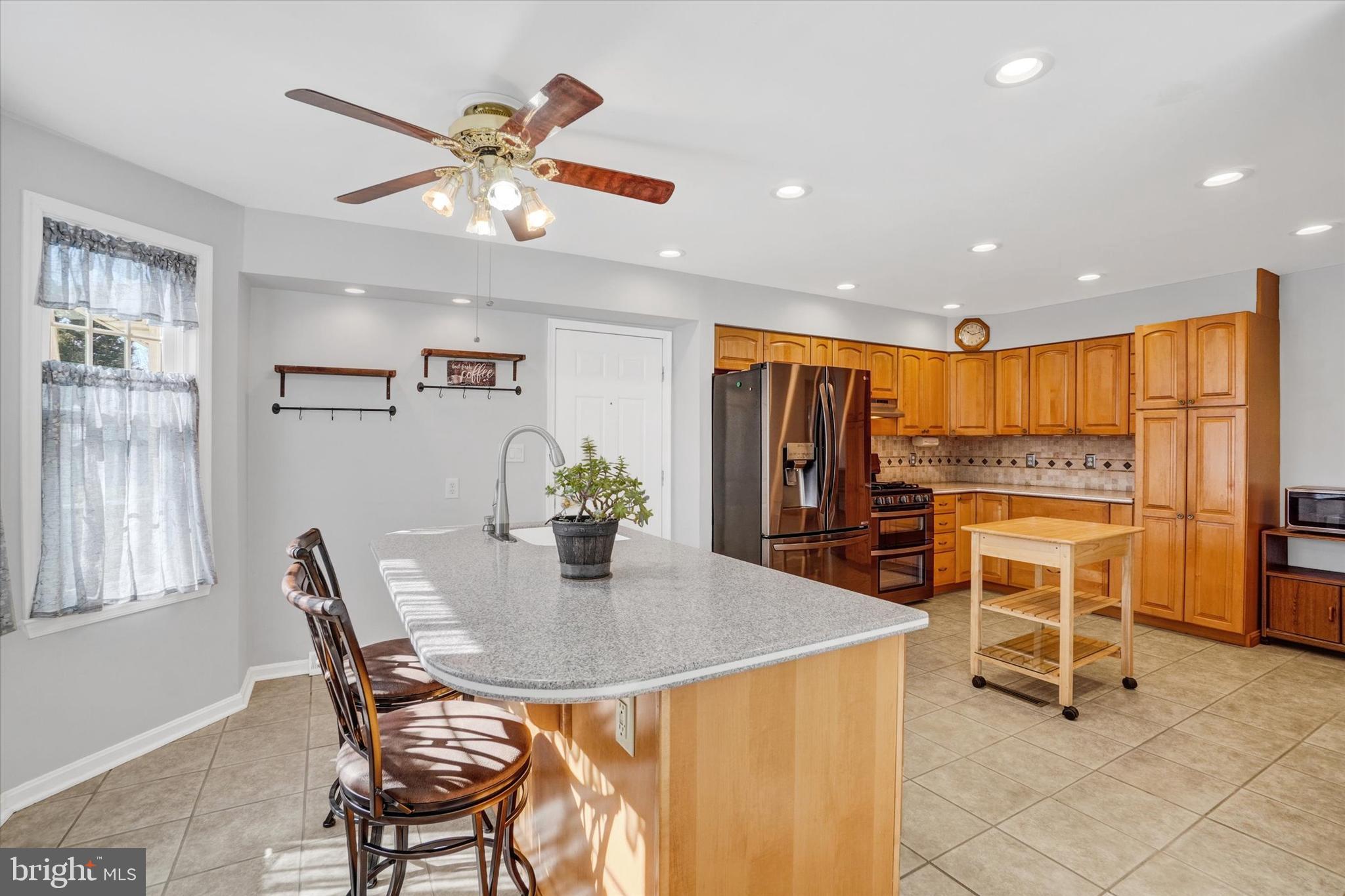 STEWARTSTOWN STATION - Residential