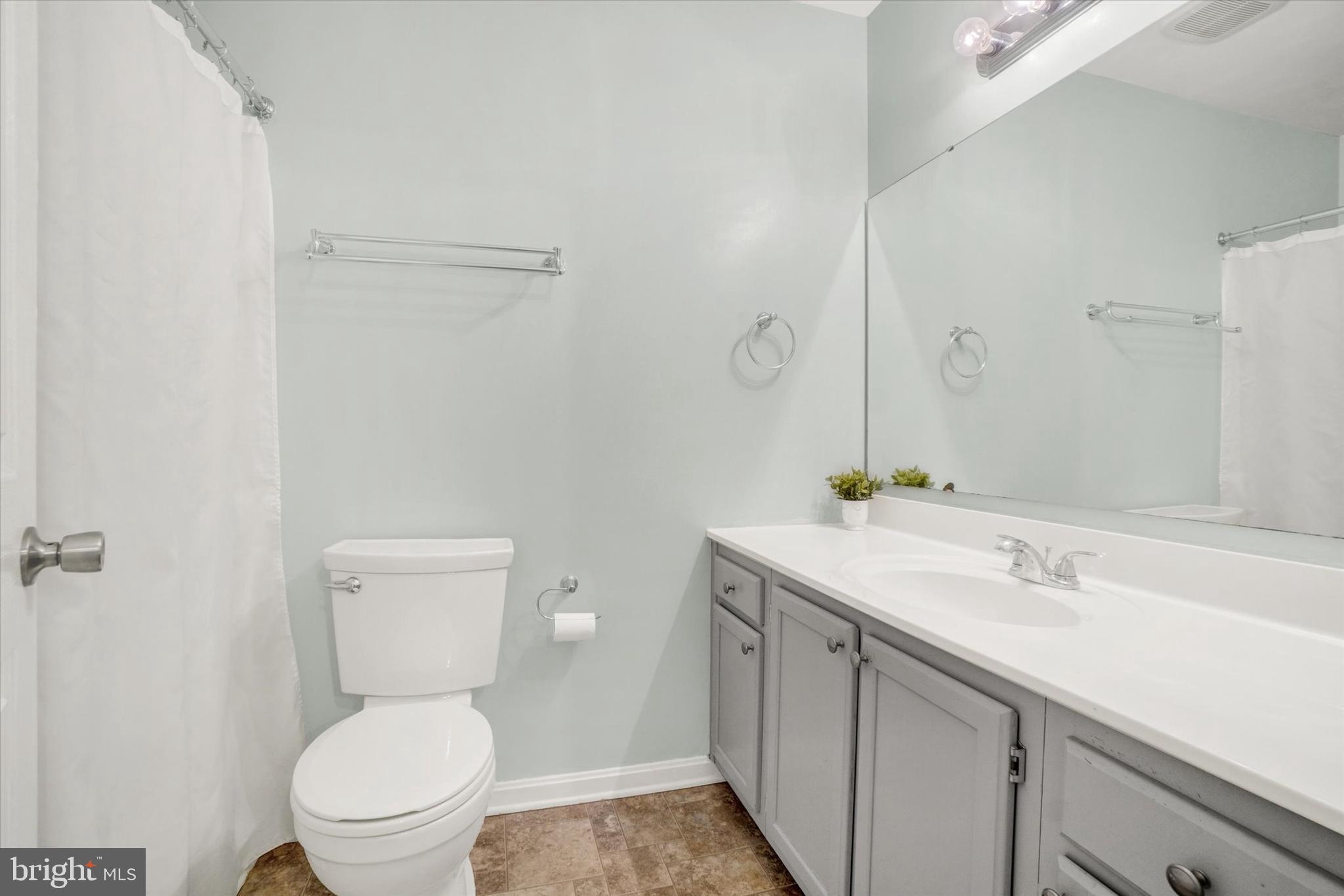 STEWARTSTOWN STATION - Residential