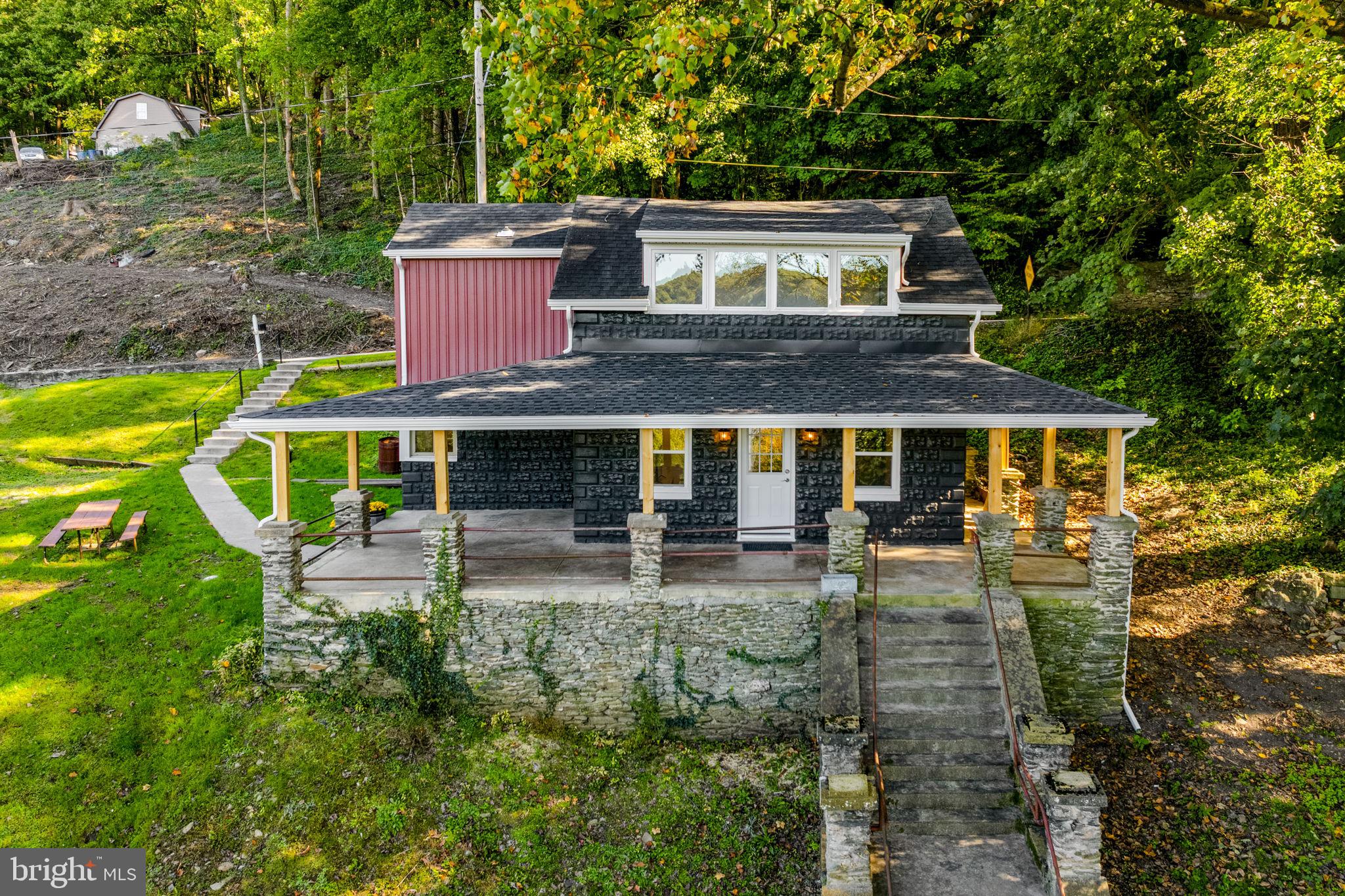 25 LAKE ALDRED TERRACE