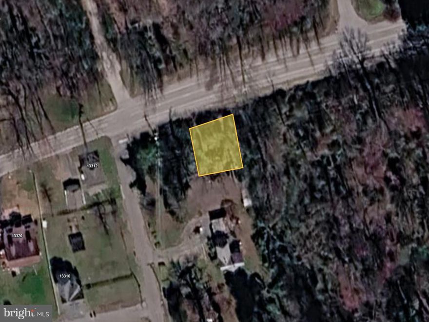 ONLINE AUCTION:  This auction takes place on the Ashland Auction Group Website Bidding Platform. Bidding begins 4/17/2026 @ 10:00 AM. Bidding ends 4/21/2026 @ 11:10 AM. List Price is Suggested Opening Bid. Deposit: $5,000.

+/- 3,737 ft² parcel of land located in Calvert County.
Water Privileged, just a short distance to Mill Creek.
Easy access to major traffic artery Rousby Hall Rd..
Parcel is vacant.