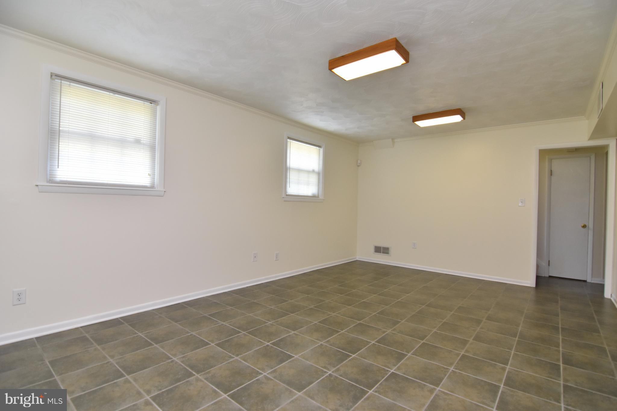 KINGSTON - Residential