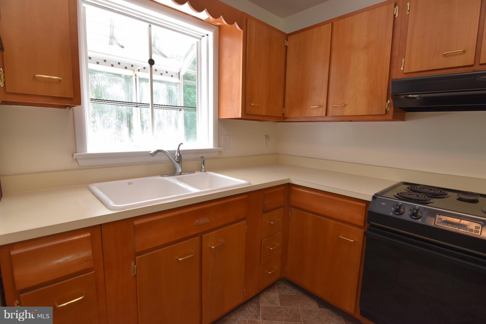 KINGSTON - Residential