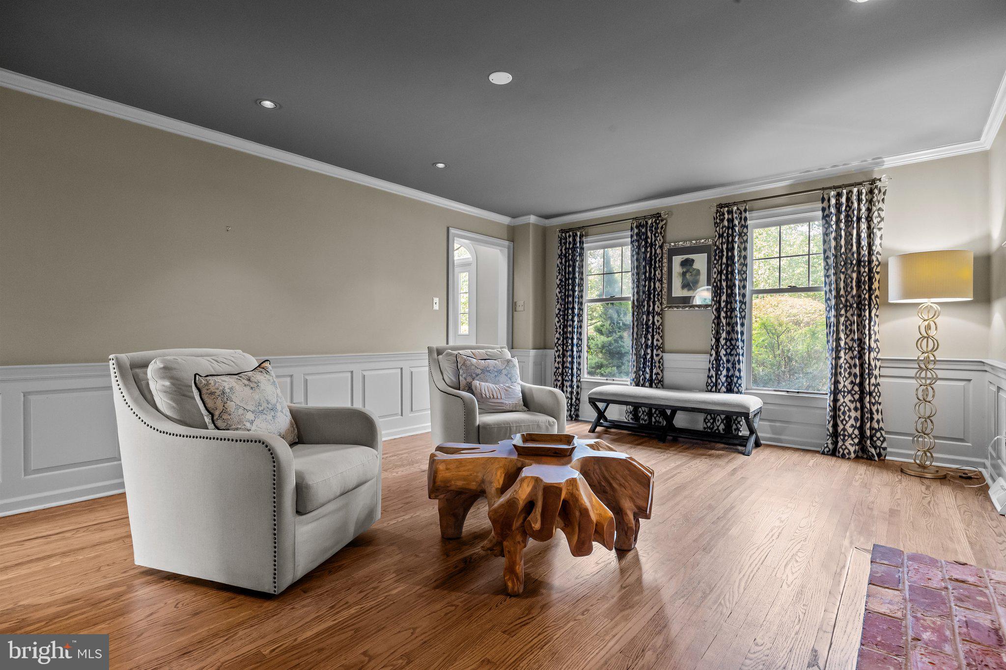 MIRROR LAKE FARMS - Residential