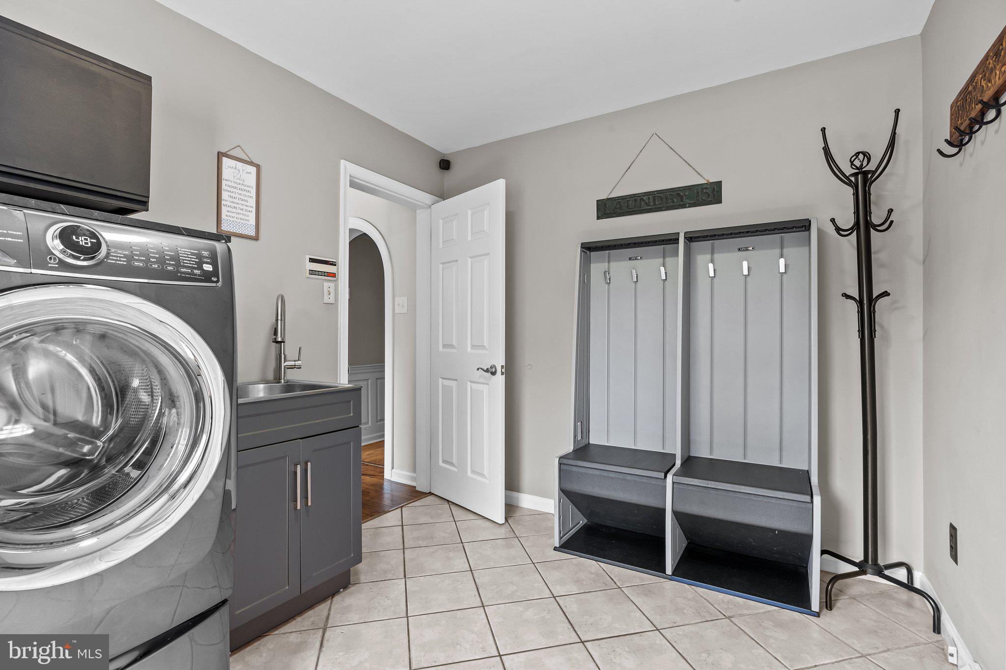 MIRROR LAKE FARMS - Residential