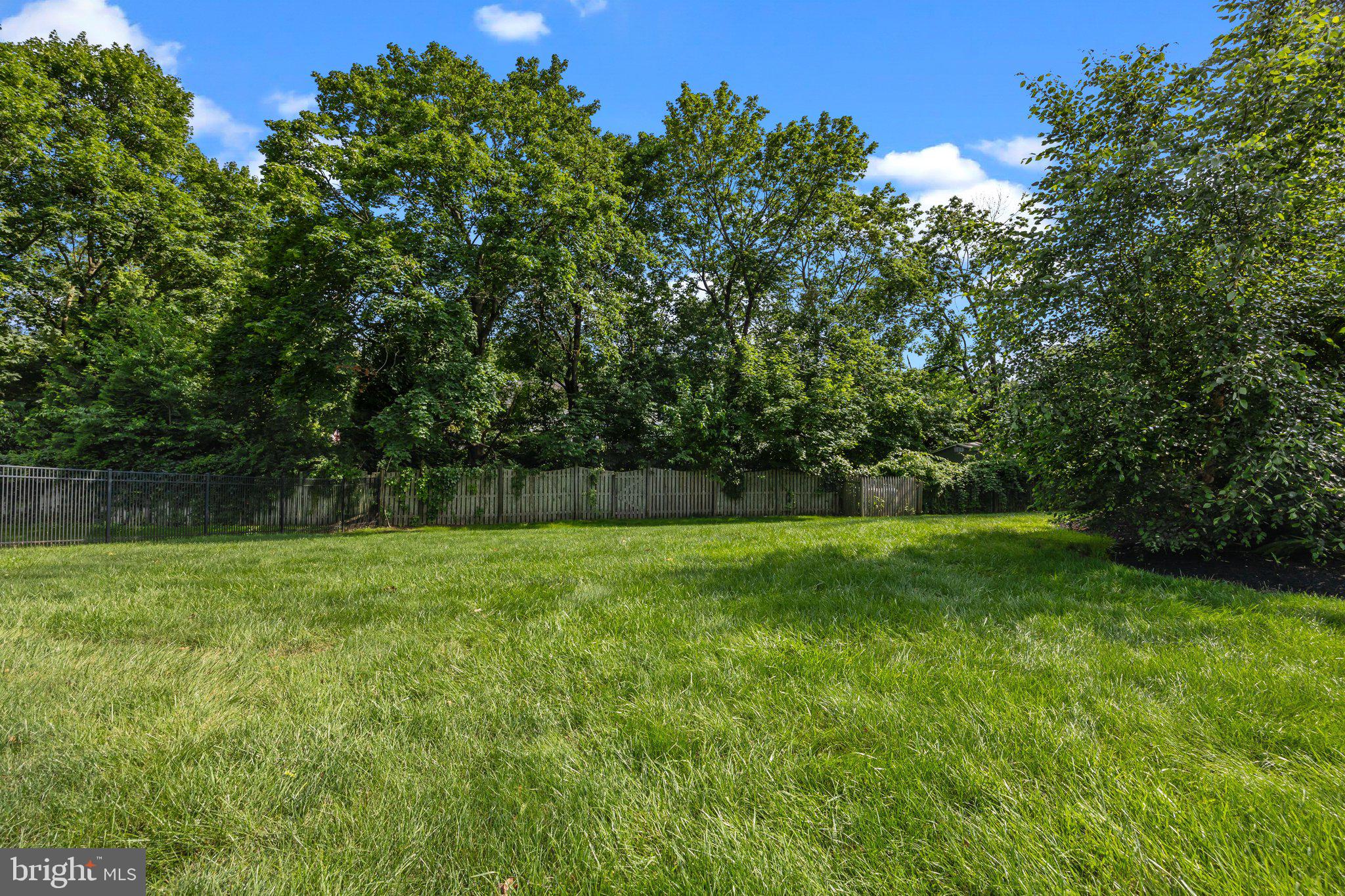 MIRROR LAKE FARMS - Residential