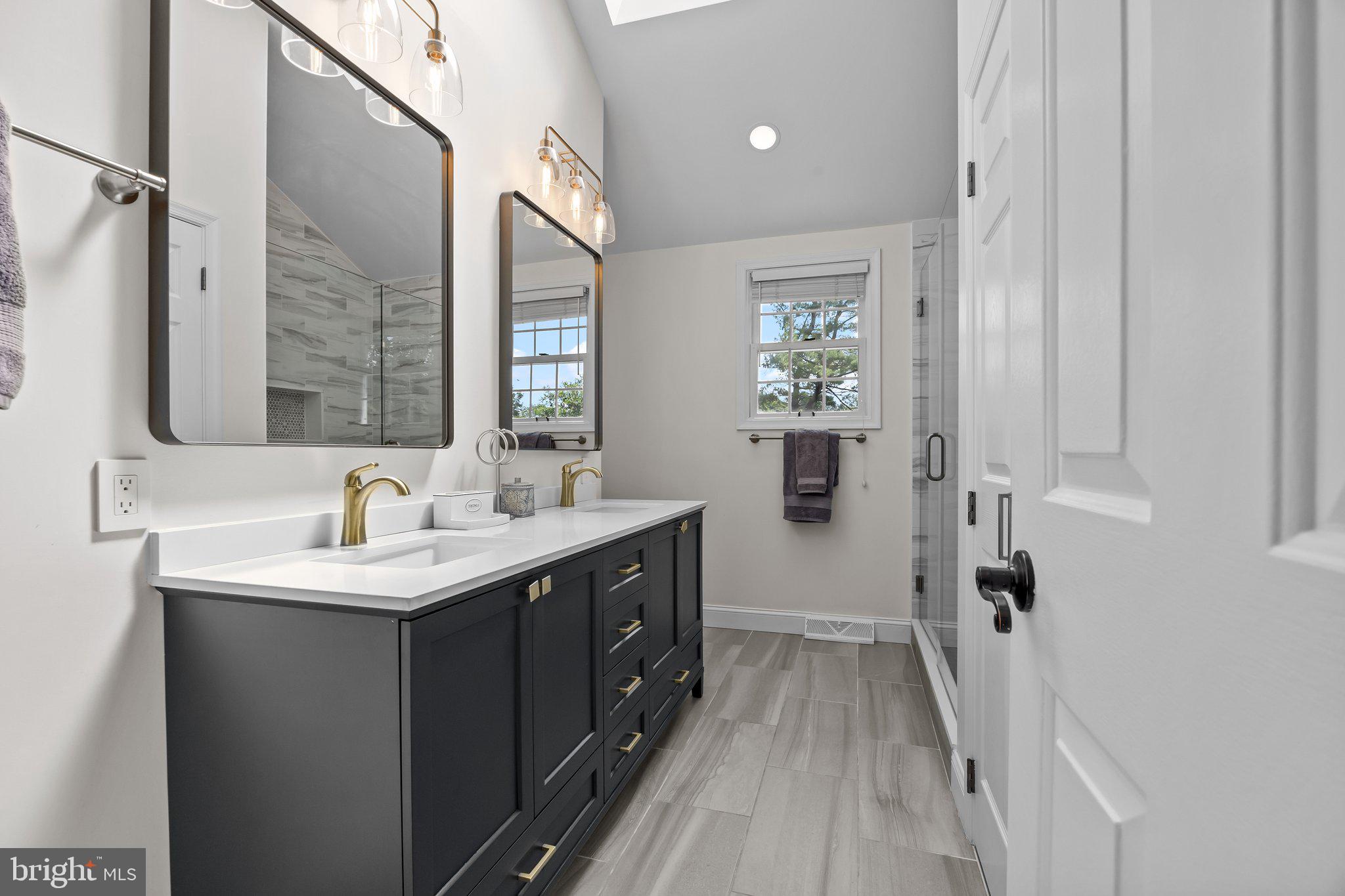 MIRROR LAKE FARMS - Residential