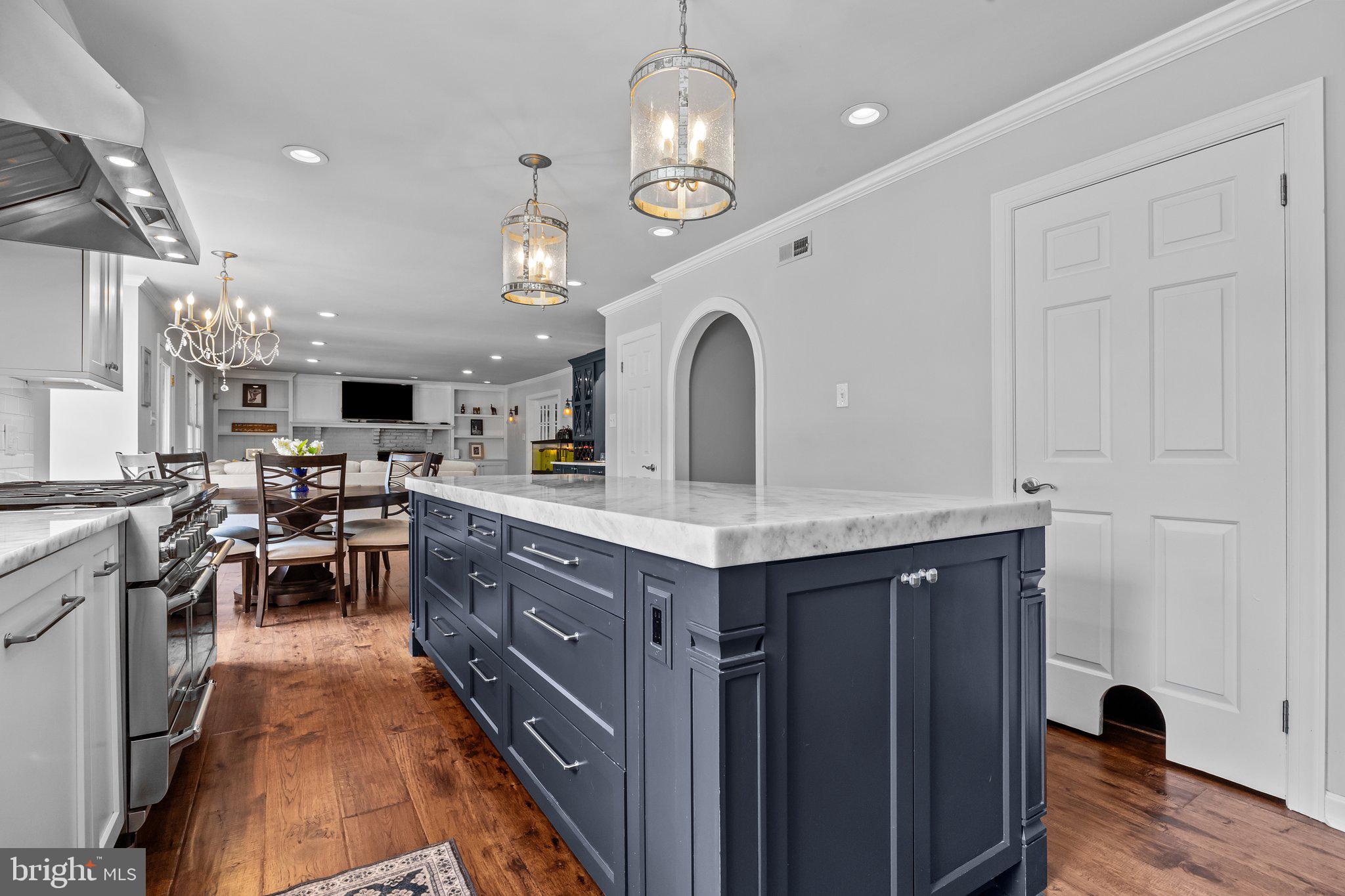 MIRROR LAKE FARMS - Residential