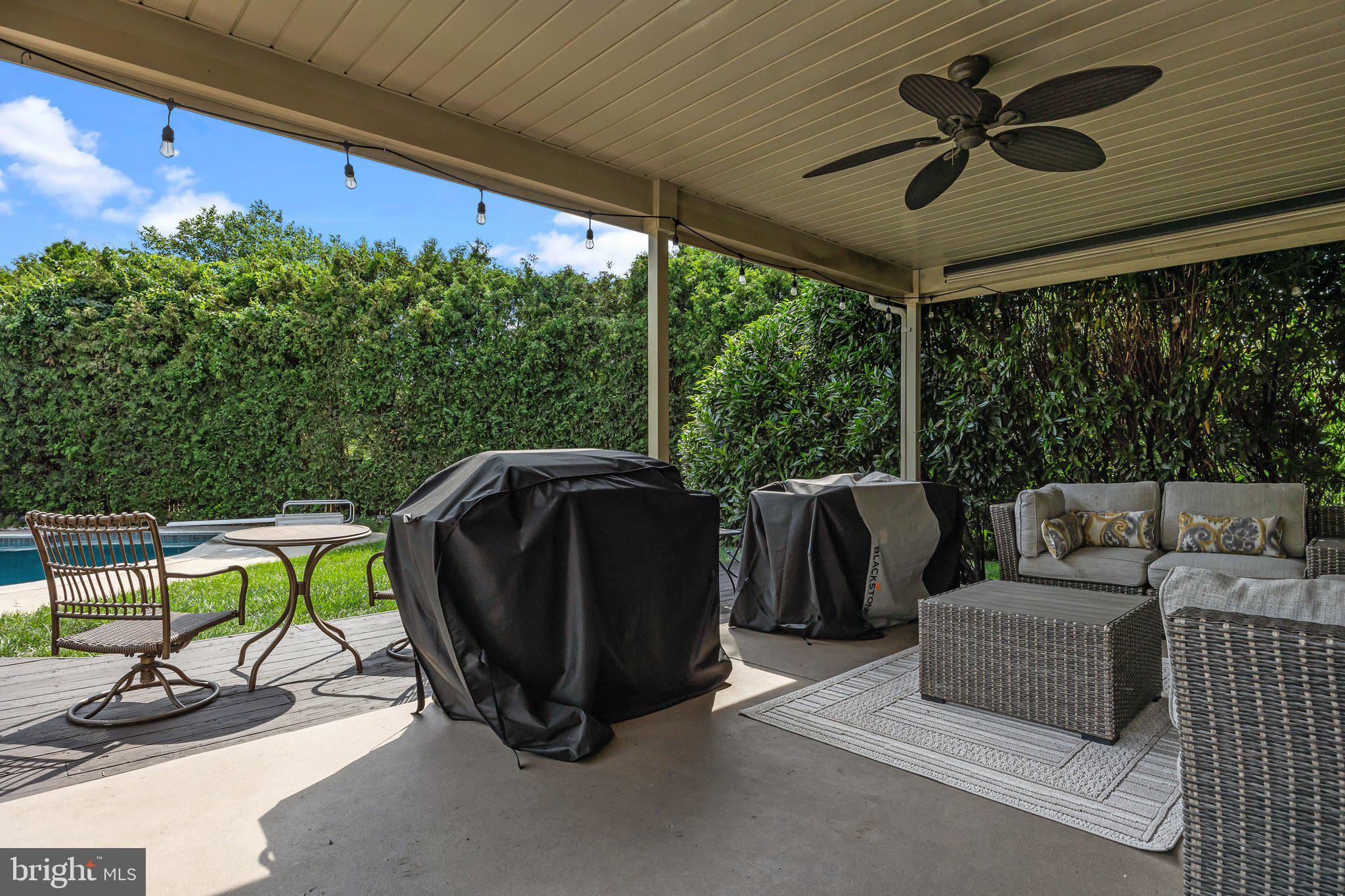 MIRROR LAKE FARMS - Residential