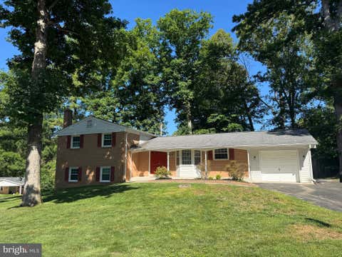 Photo of 6608 Grey Fox Drive, SPRINGFIELD, VA 22152 (MLS # VAFX2310878)