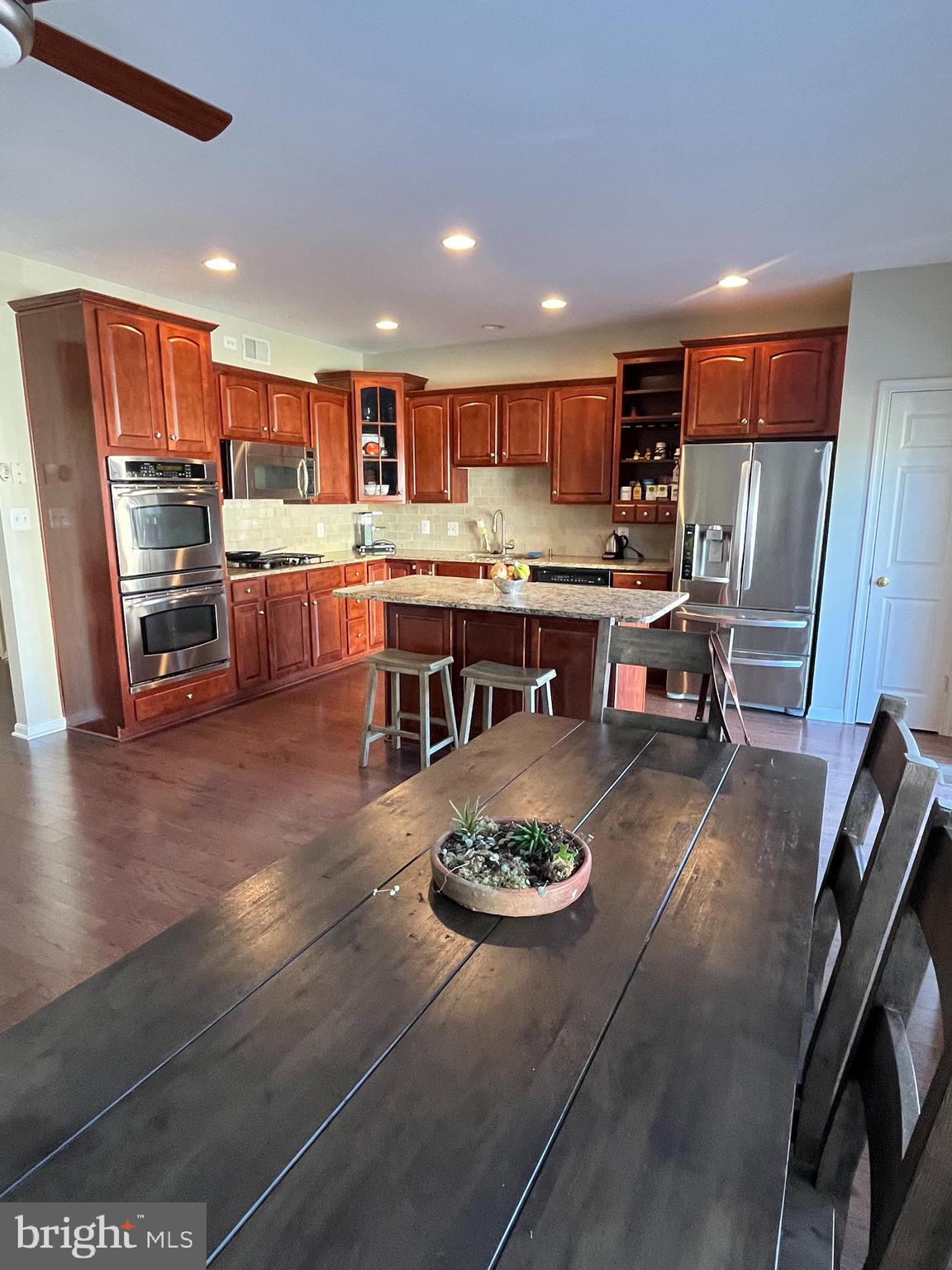 ASHBROOK VILLAGE - Residential Lease