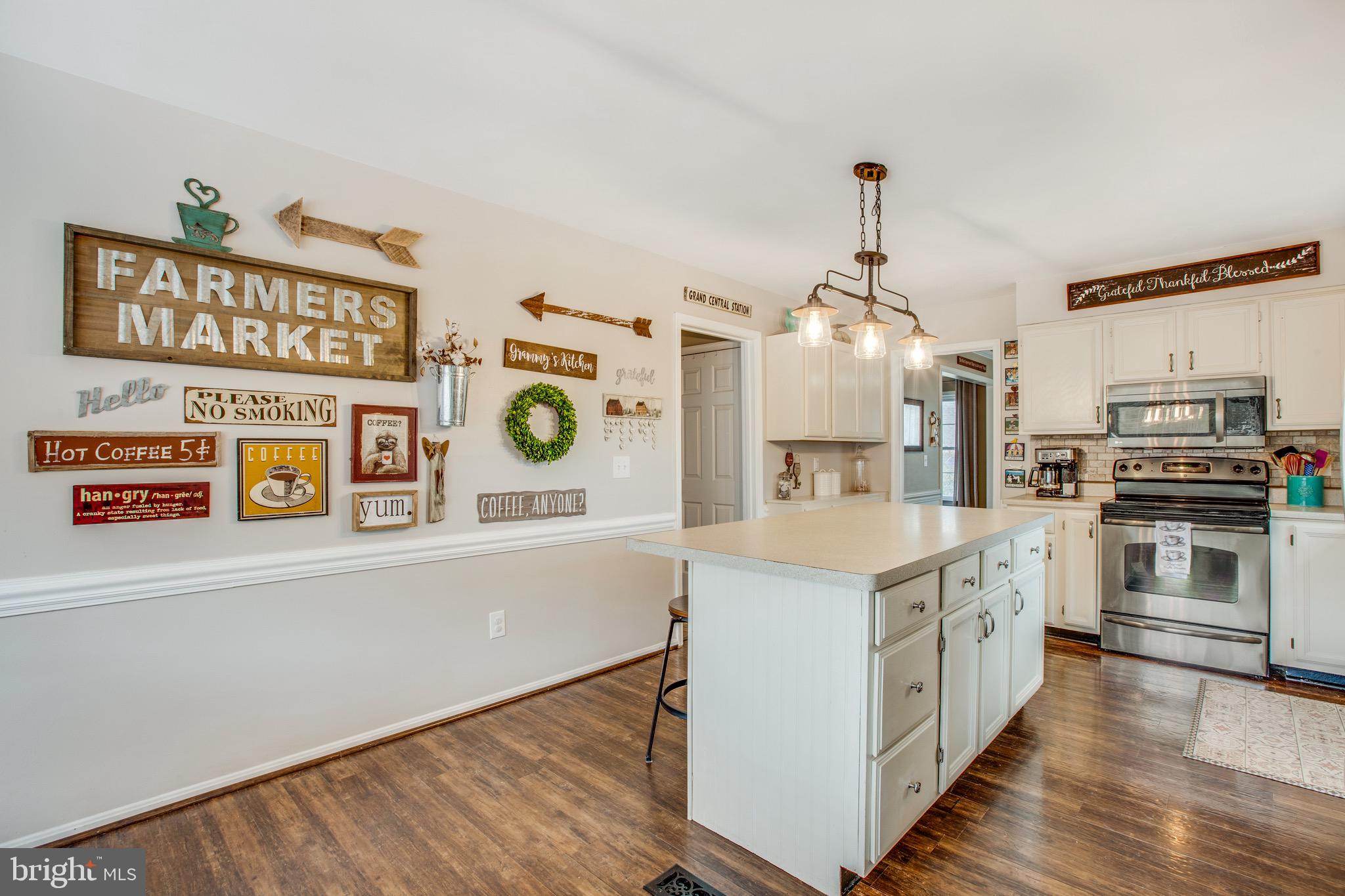 STONEWALL ESTATES - Residential