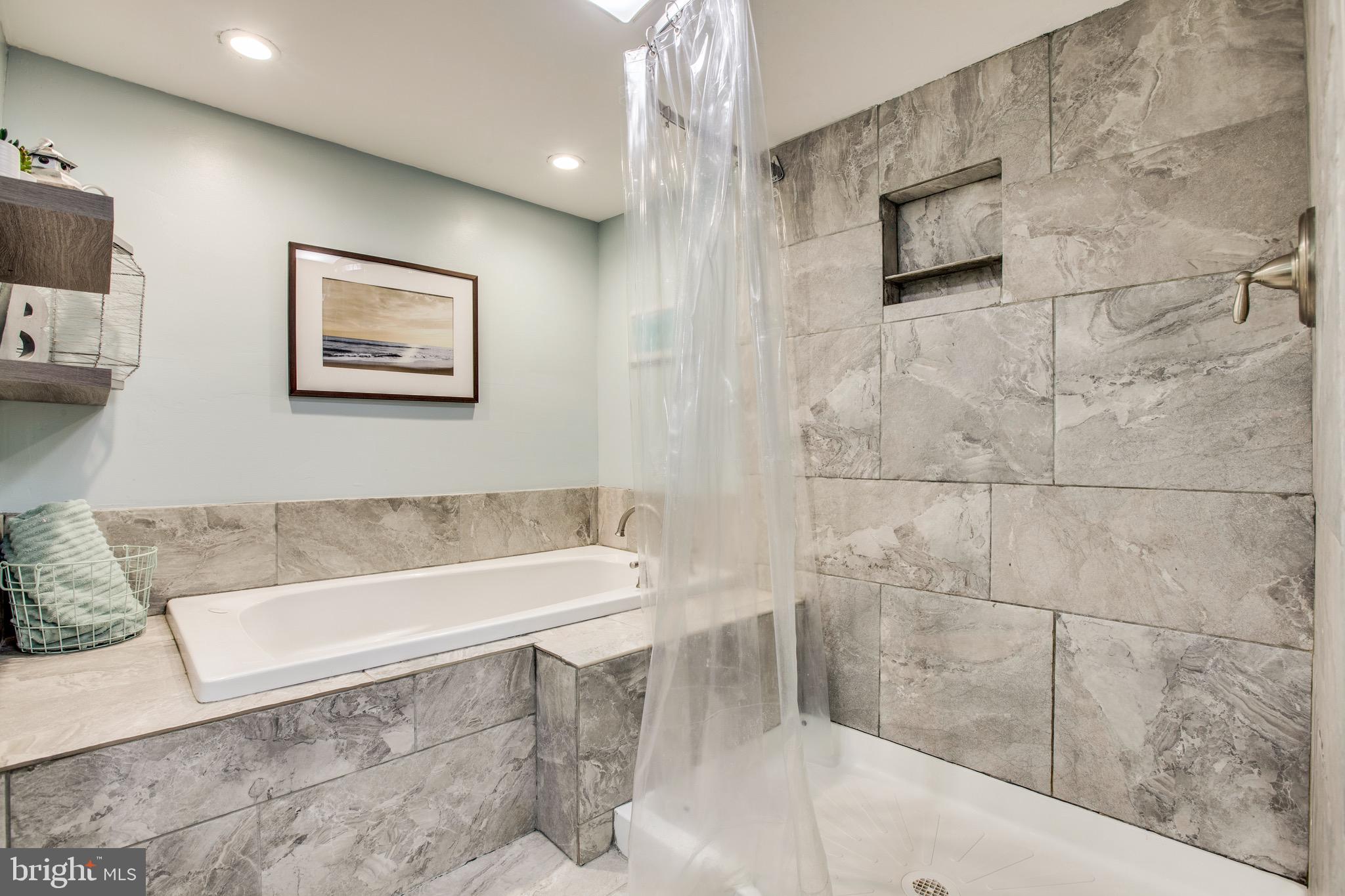 STONEWALL ESTATES - Residential