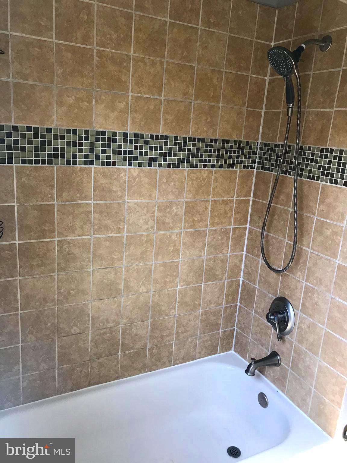 ARLINGTON VILLAGE - Residential Lease