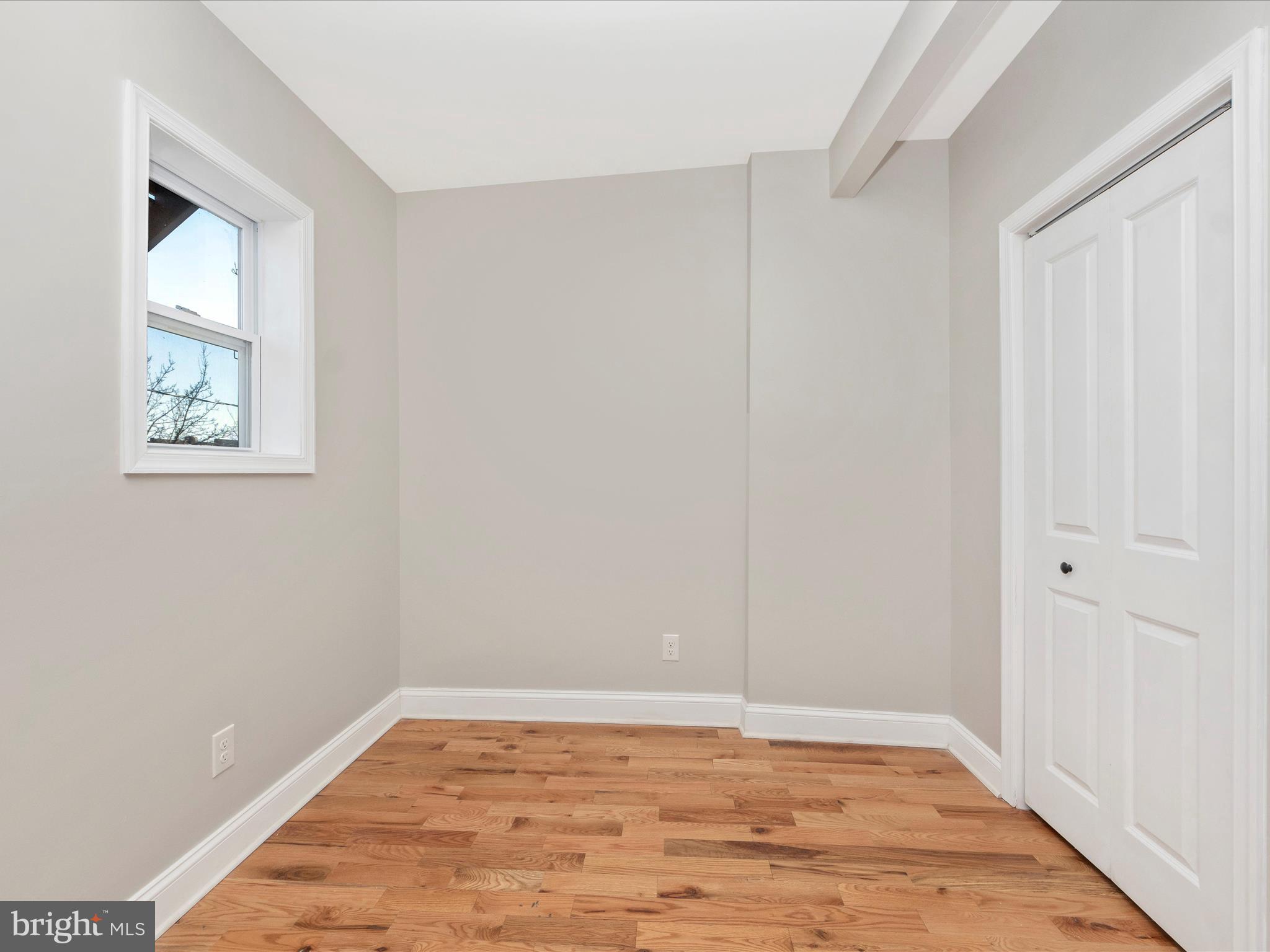 BROADWAY EAST - Residential