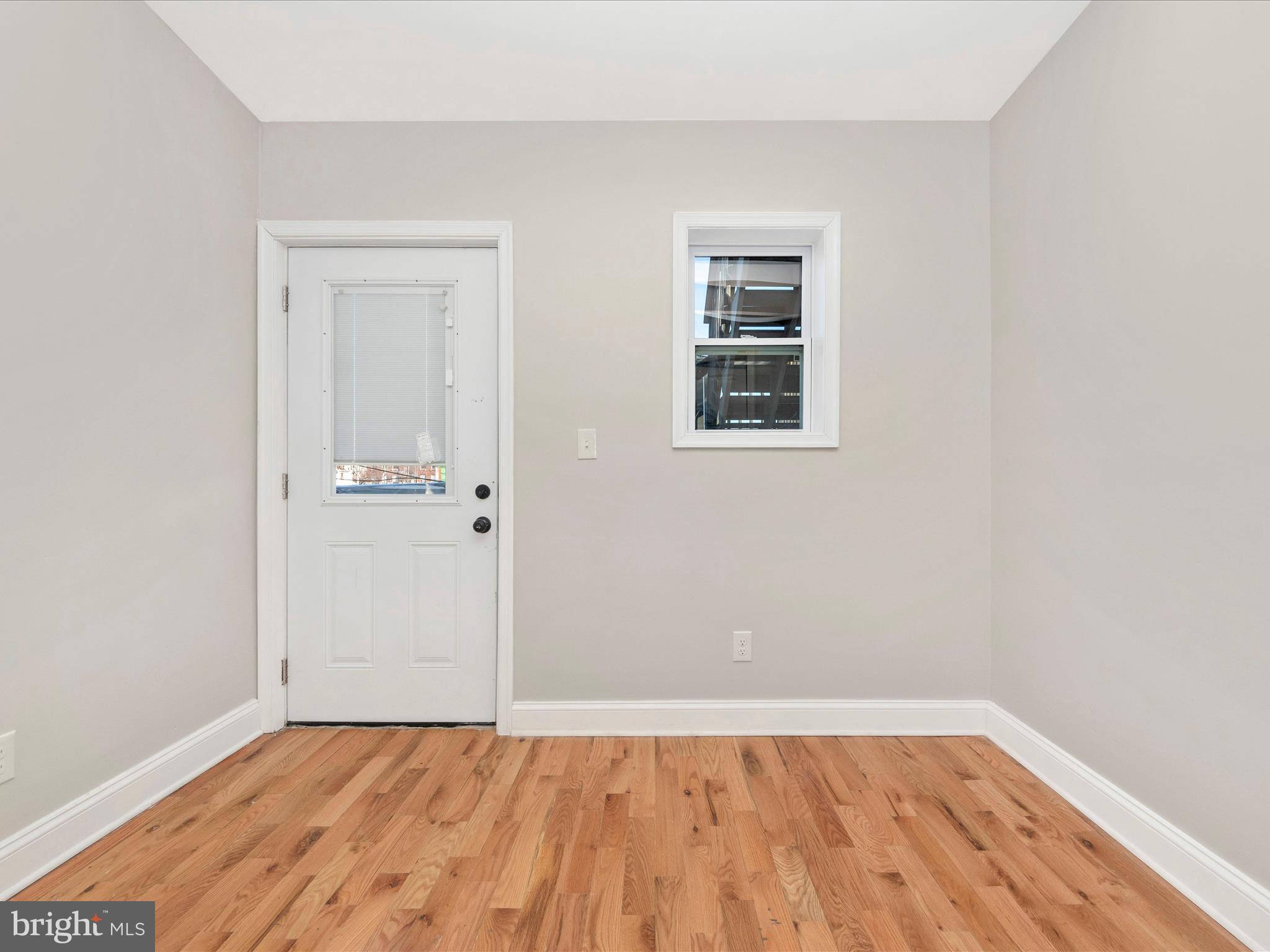 BROADWAY EAST - Residential