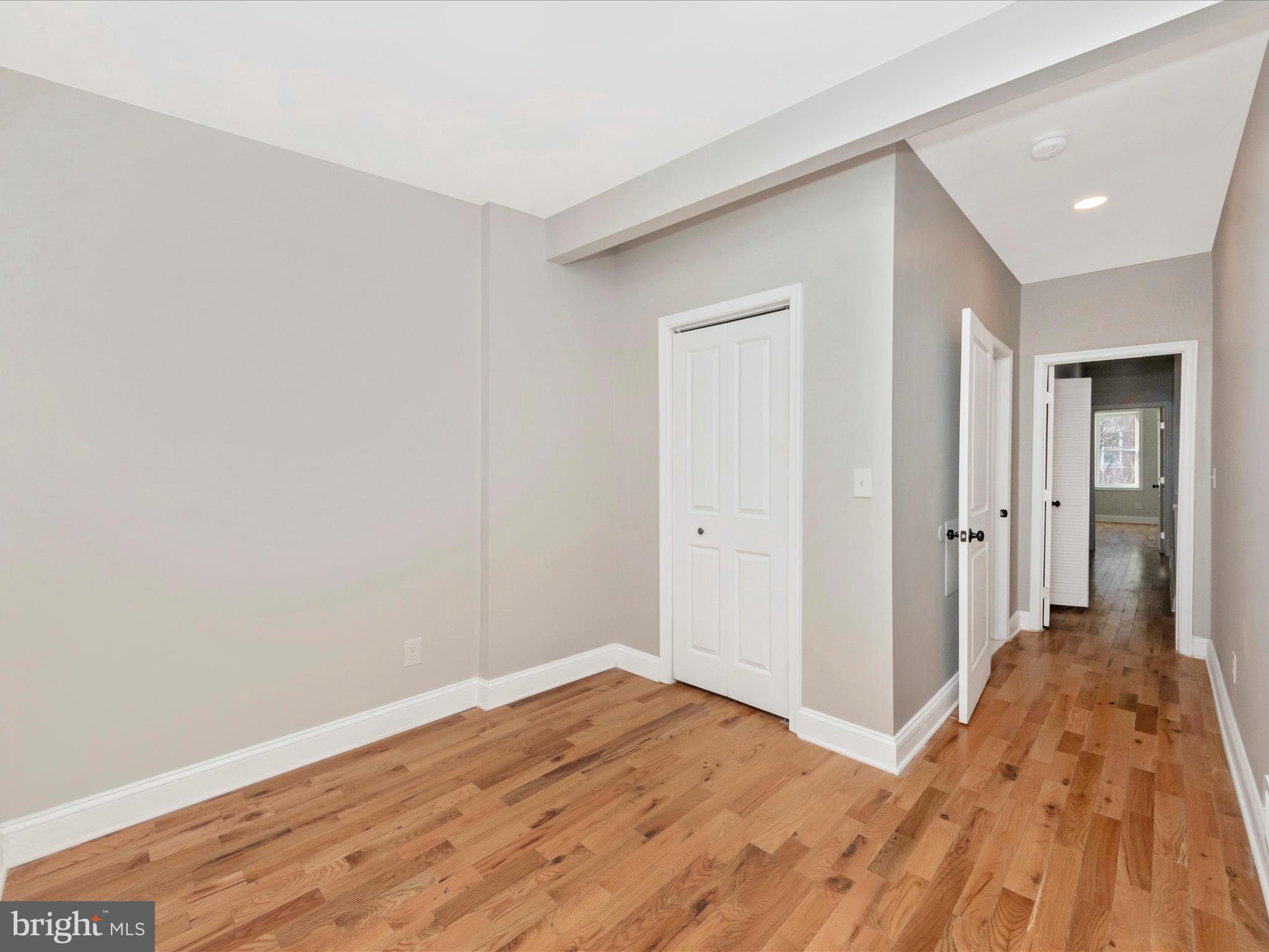 BROADWAY EAST - Residential