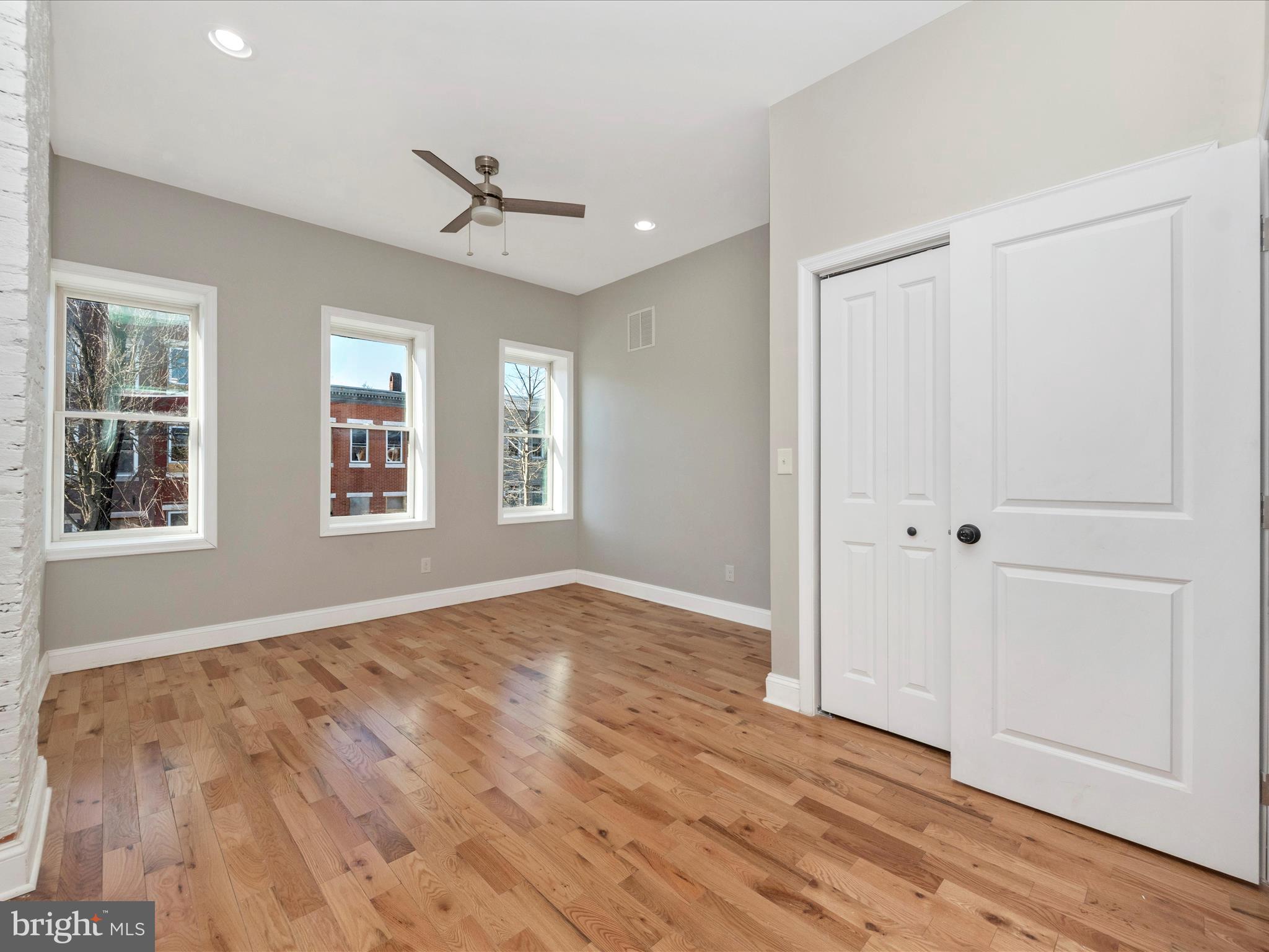 BROADWAY EAST - Residential