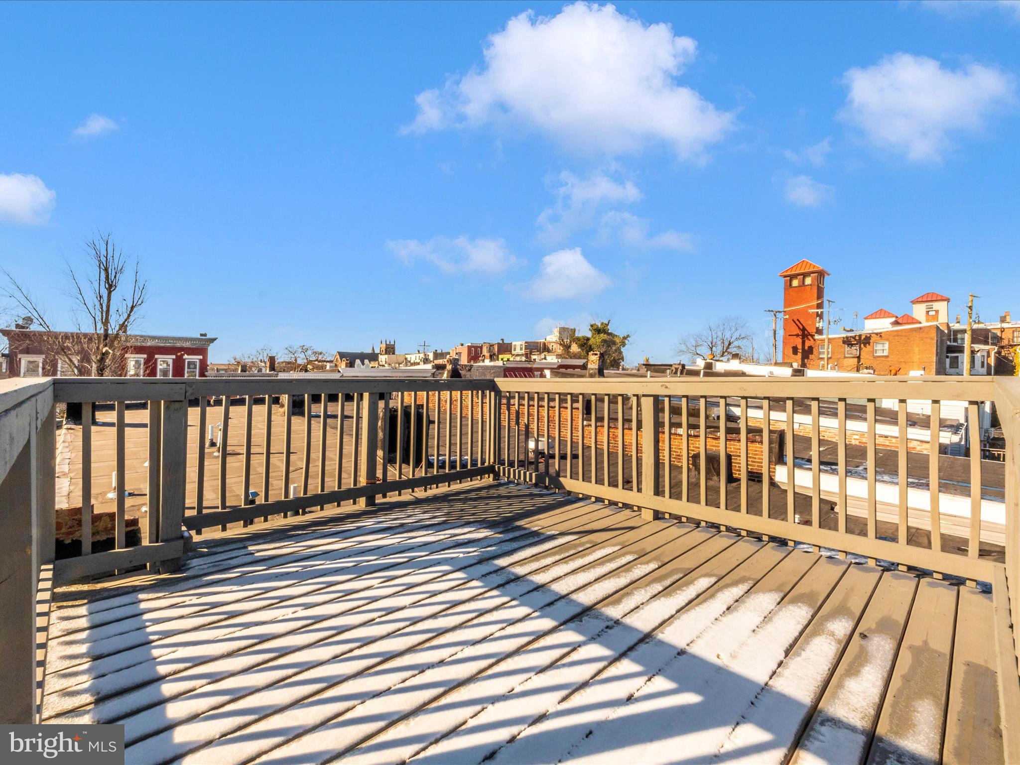 BROADWAY EAST - Residential