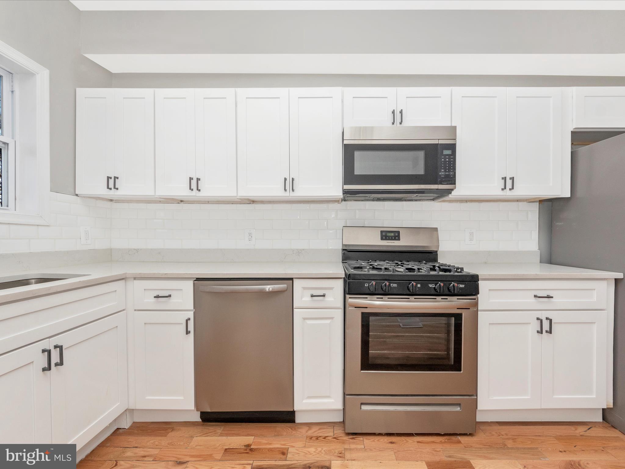 BROADWAY EAST - Residential