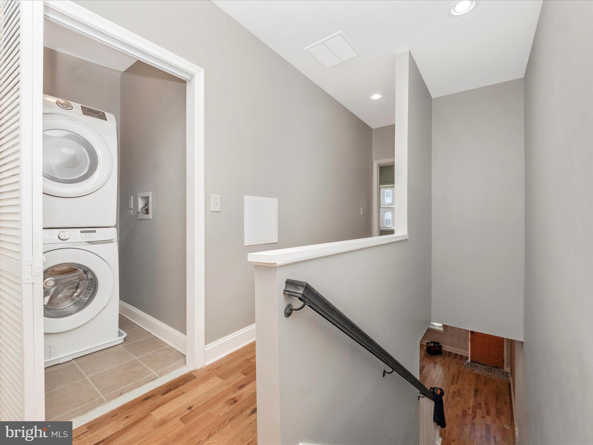 BROADWAY EAST - Residential