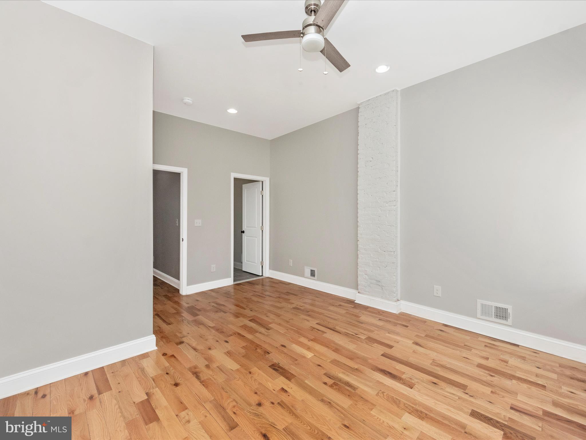 BROADWAY EAST - Residential