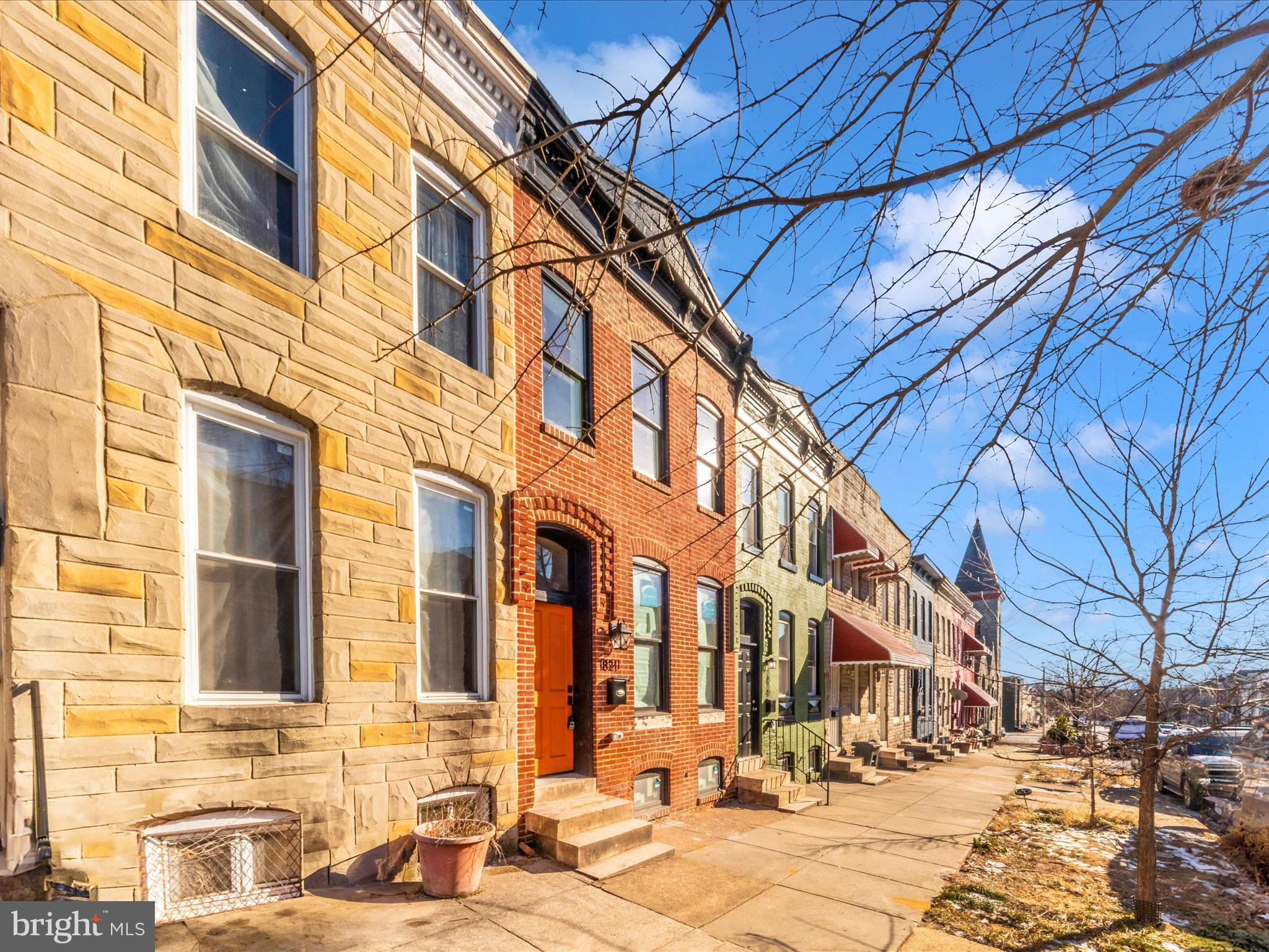 BROADWAY EAST - Residential