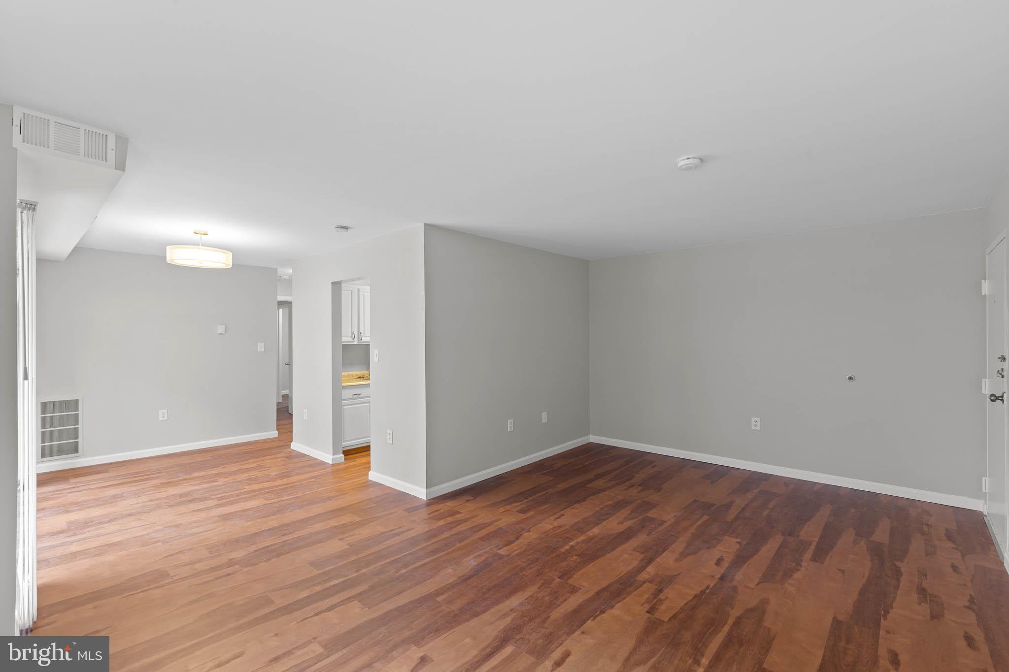 GRAND BEL MANOR - Residential