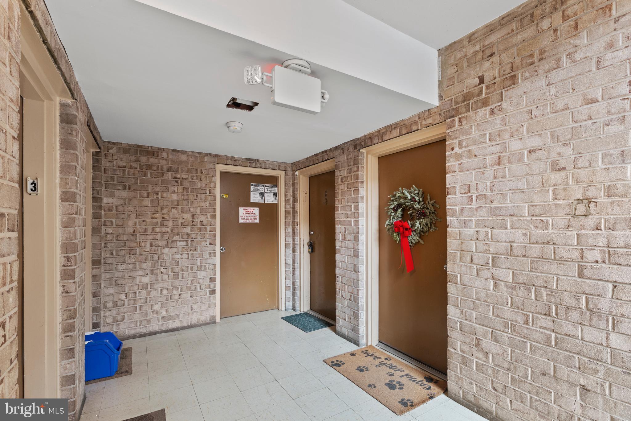 GRAND BEL MANOR - Residential