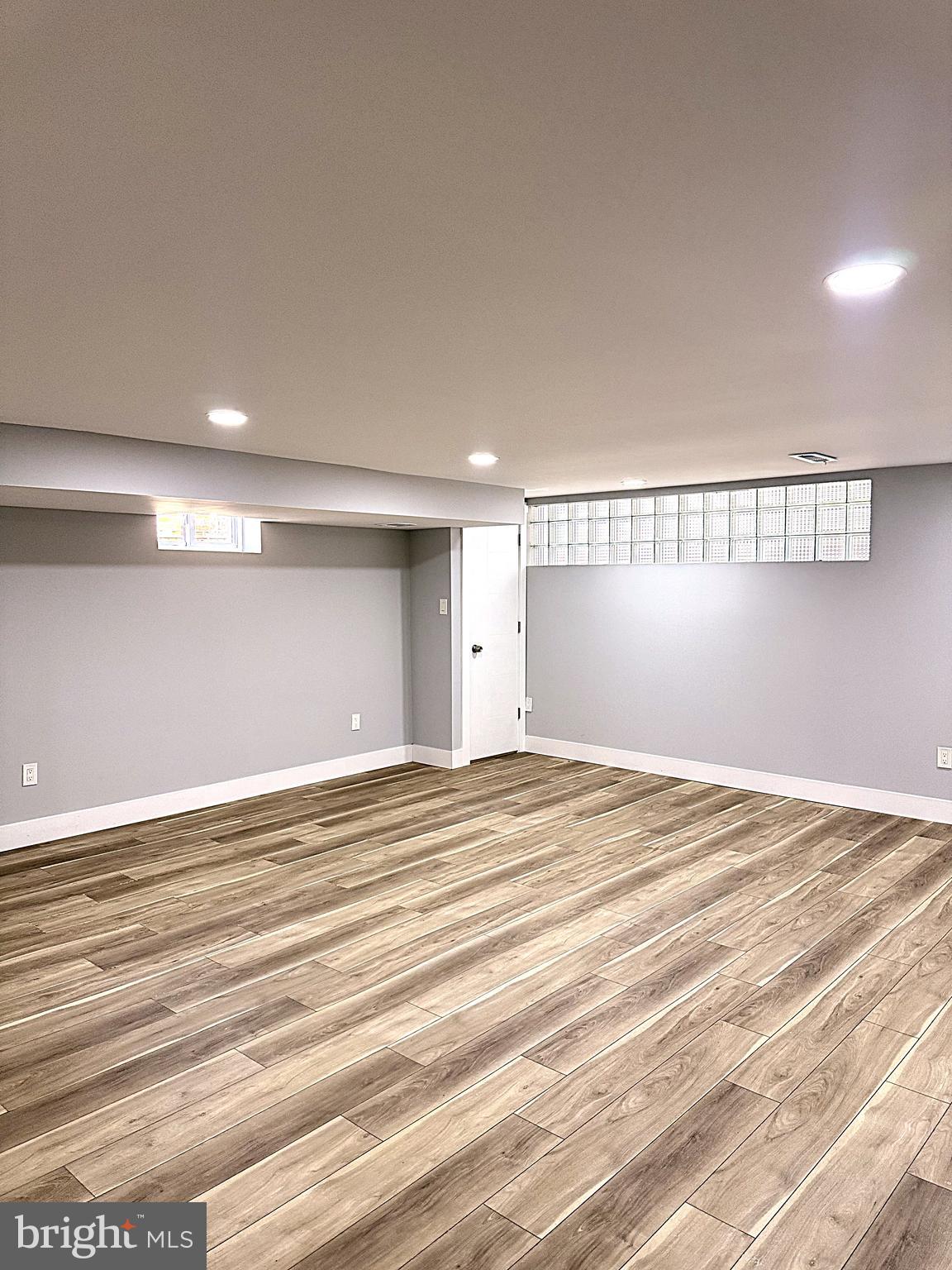 ROXBOROUGH - Residential