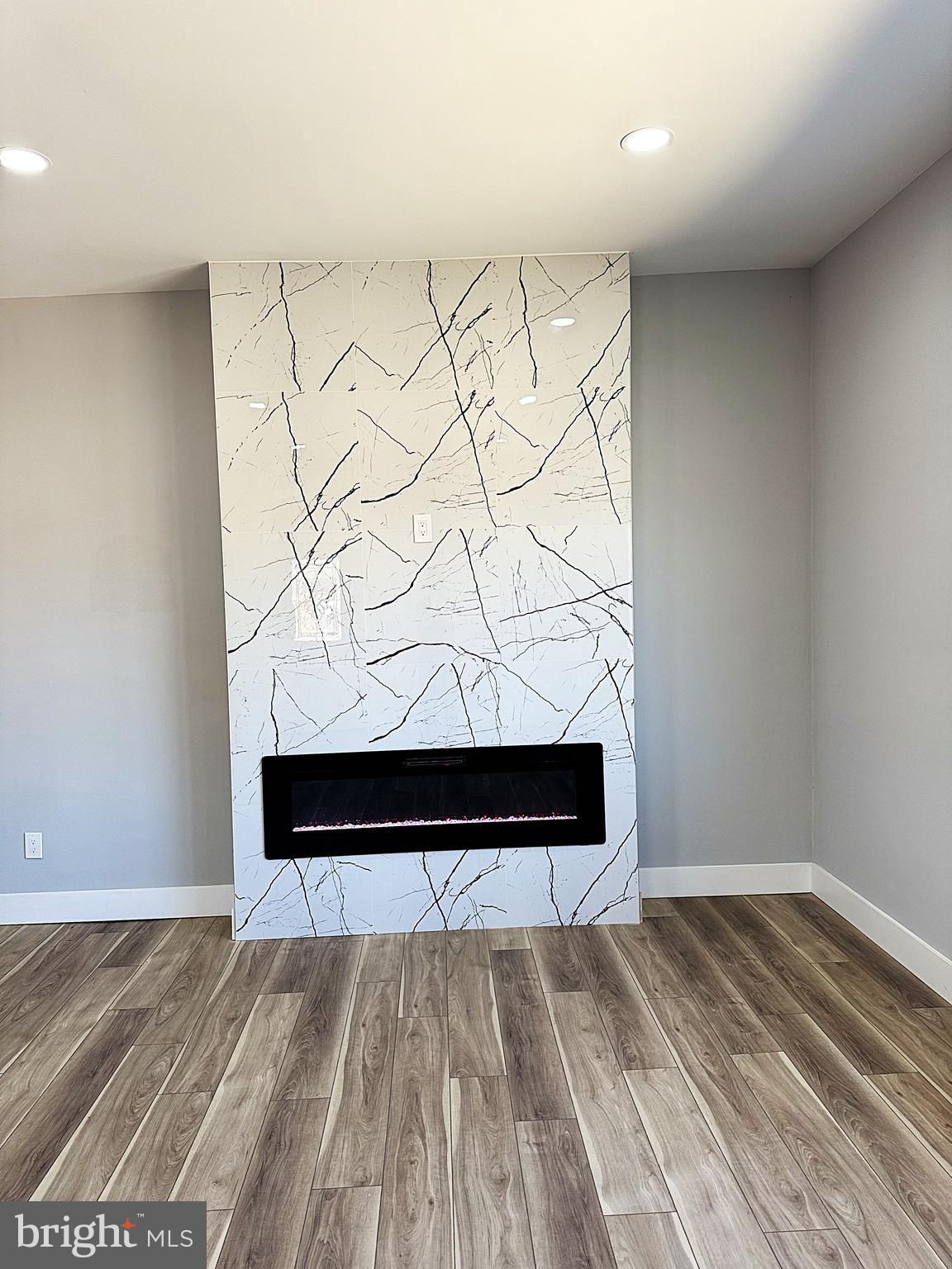 ROXBOROUGH - Residential