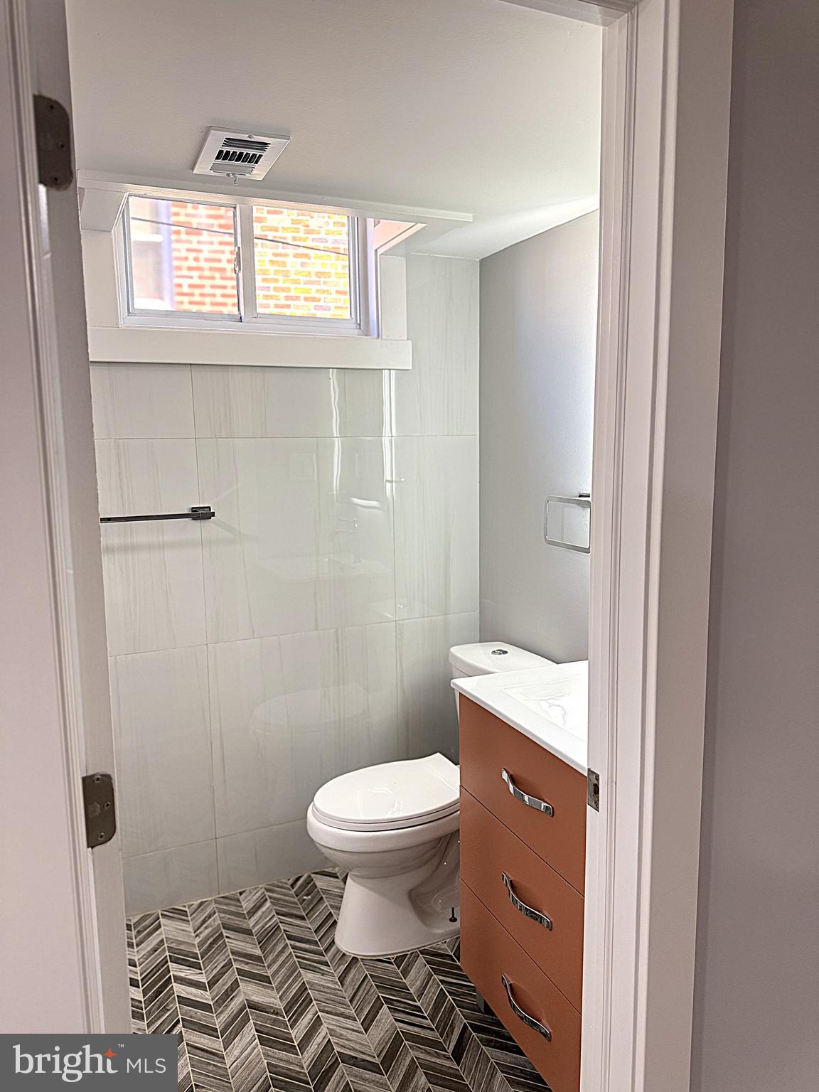 ROXBOROUGH - Residential