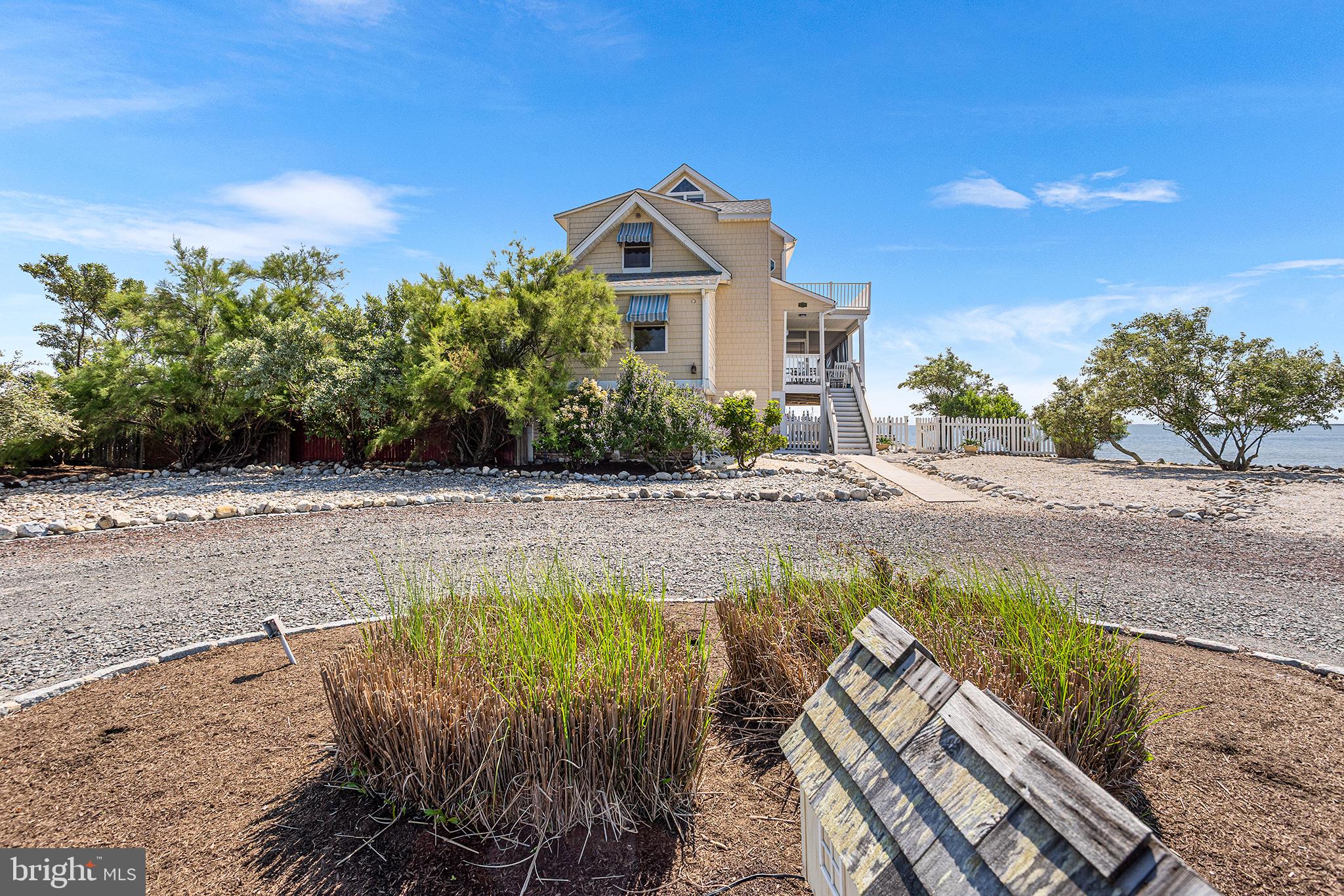379 BAYSHORE DRIVE
