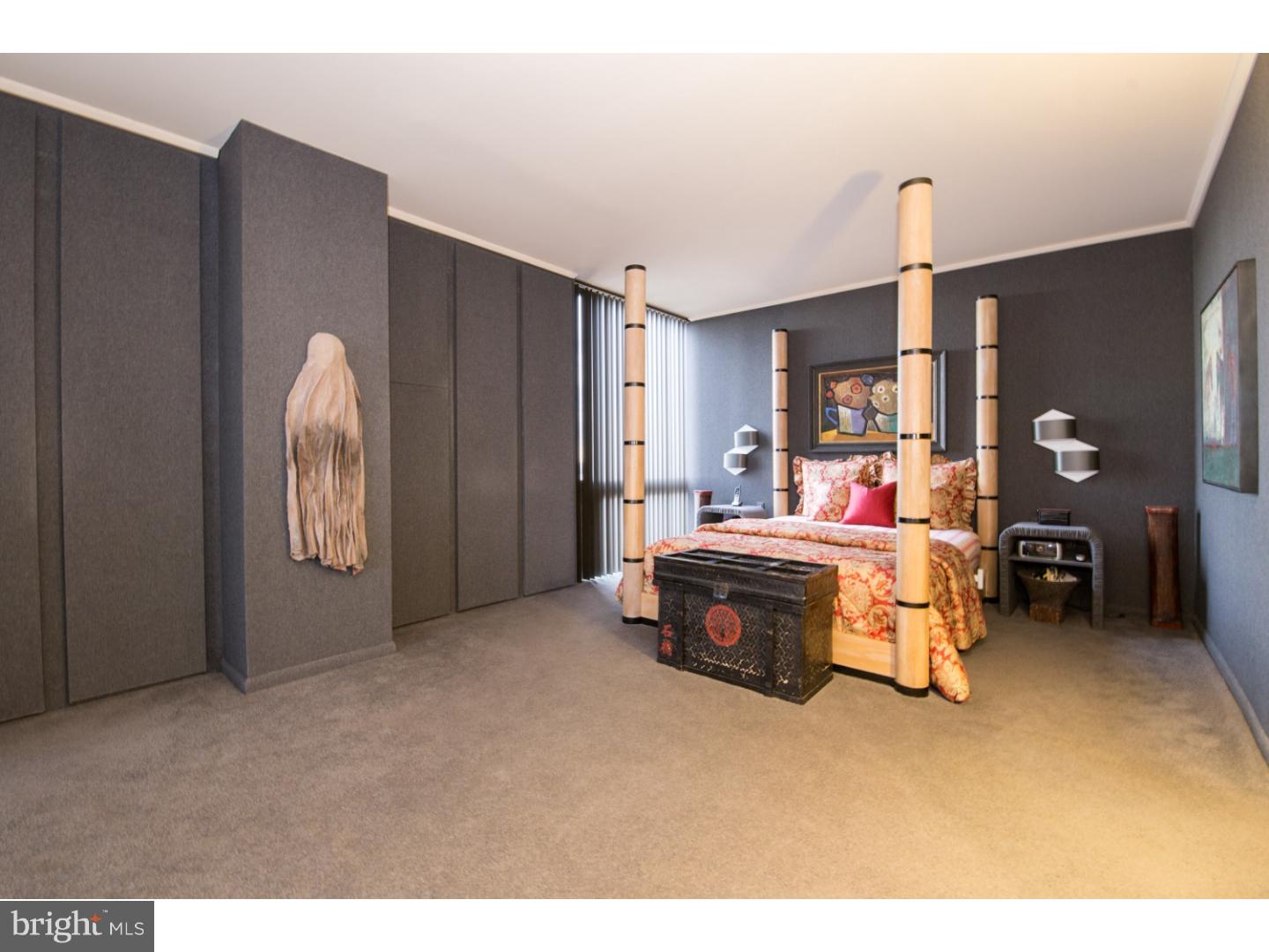 SOCIETY HILL - Residential