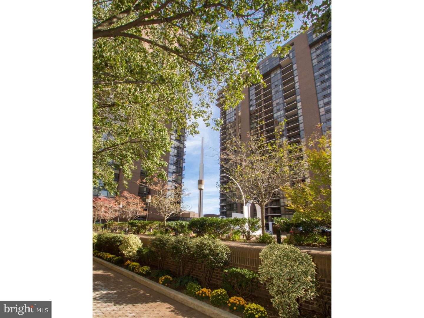 SOCIETY HILL - Residential