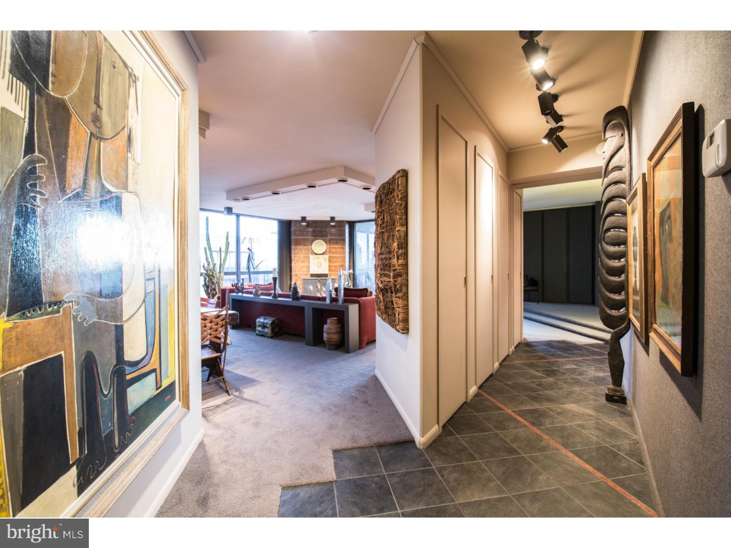 SOCIETY HILL - Residential