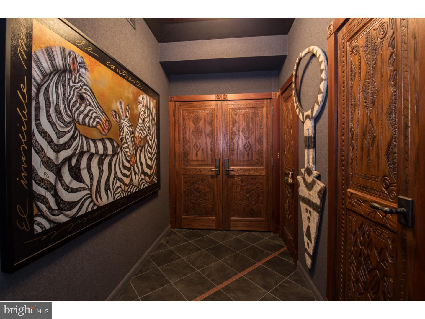 SOCIETY HILL - Residential