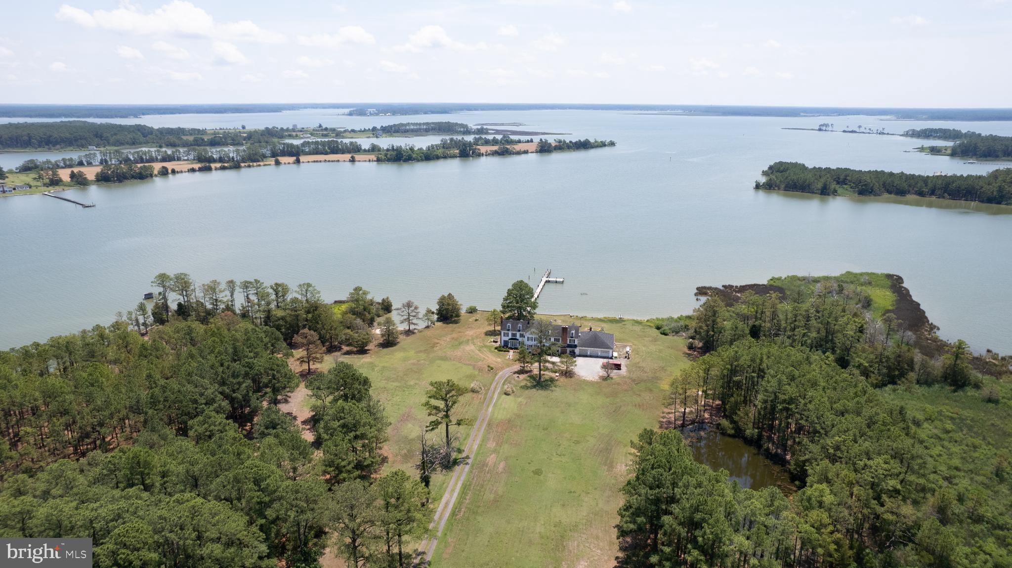 NECK DISTRICT/HUDSON - Residential