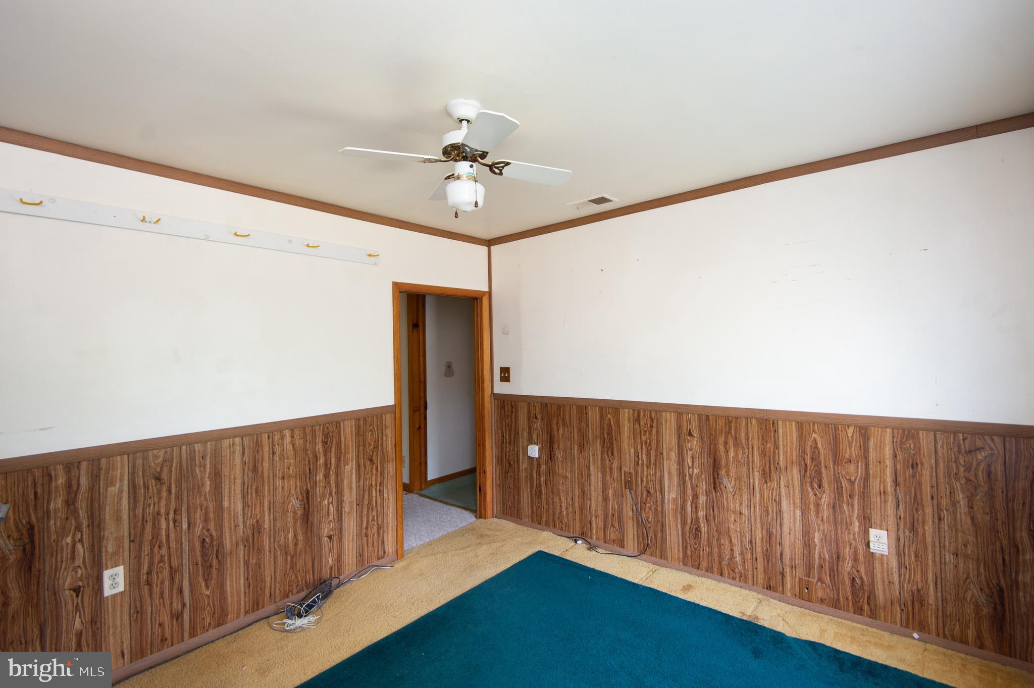 NECK DISTRICT/HUDSON - Residential