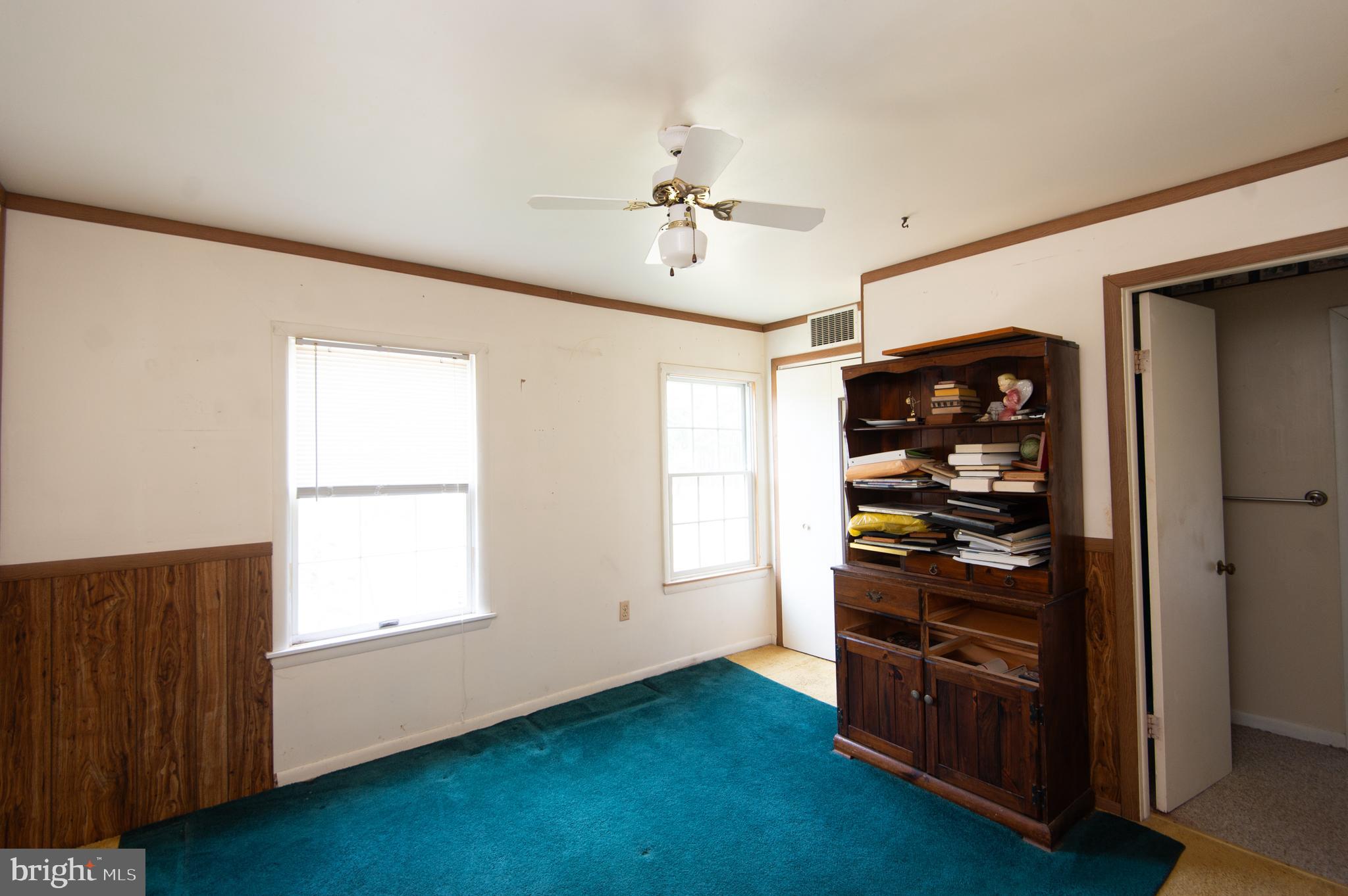 NECK DISTRICT/HUDSON - Residential