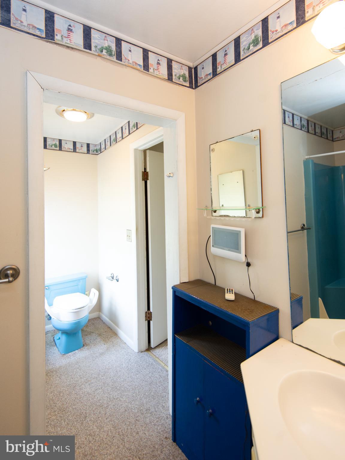 NECK DISTRICT/HUDSON - Residential