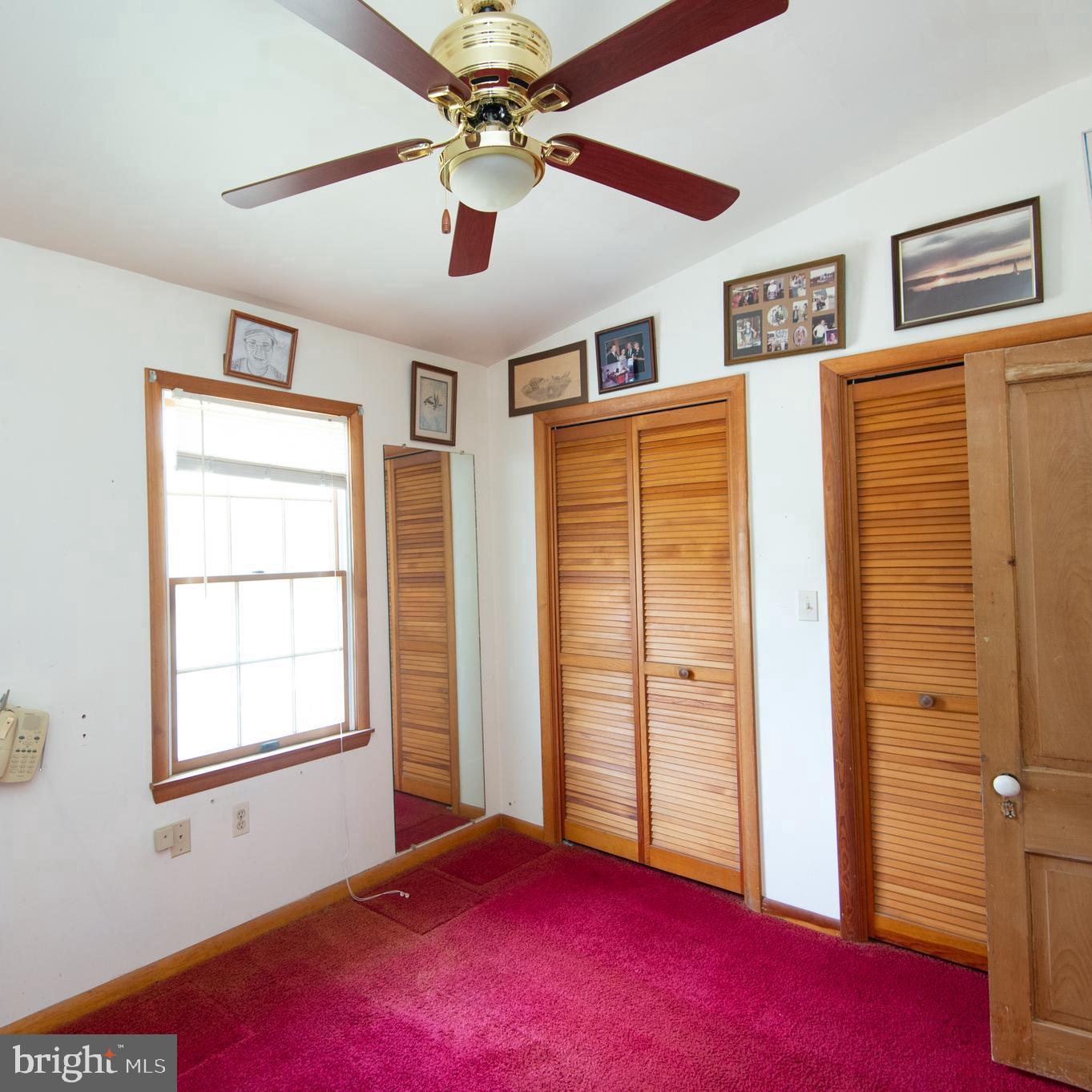 NECK DISTRICT/HUDSON - Residential