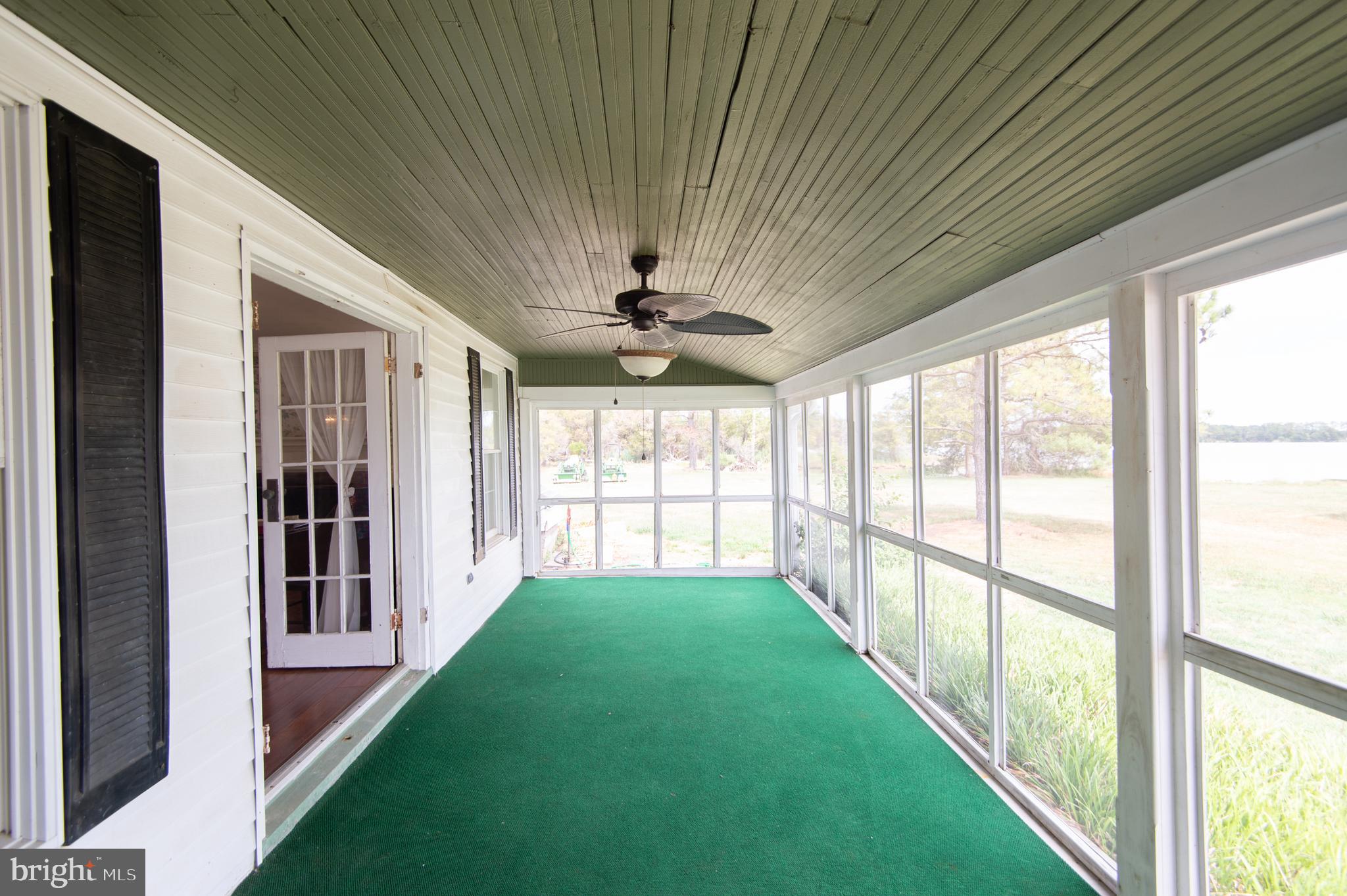 NECK DISTRICT/HUDSON - Residential