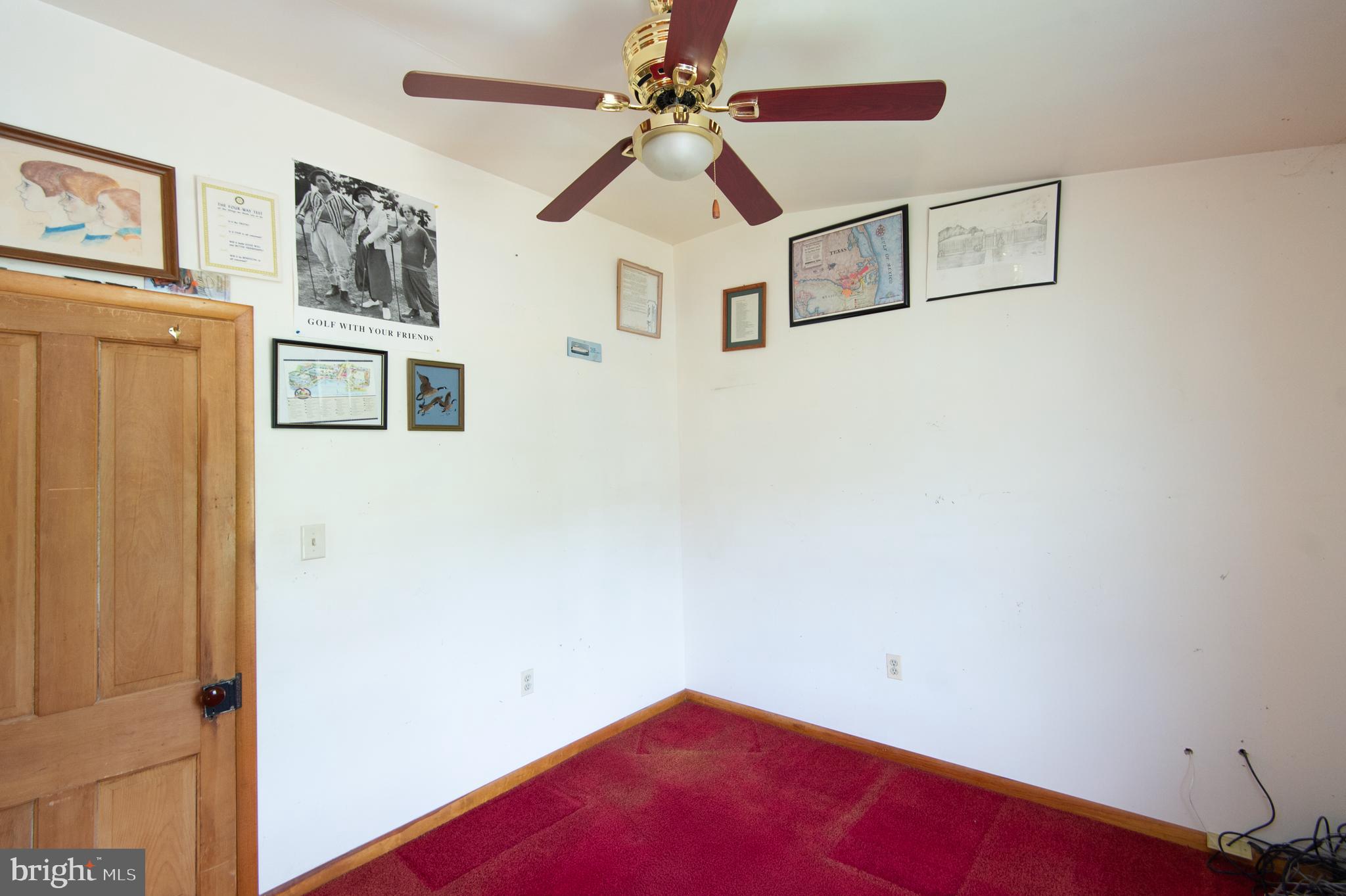 NECK DISTRICT/HUDSON - Residential