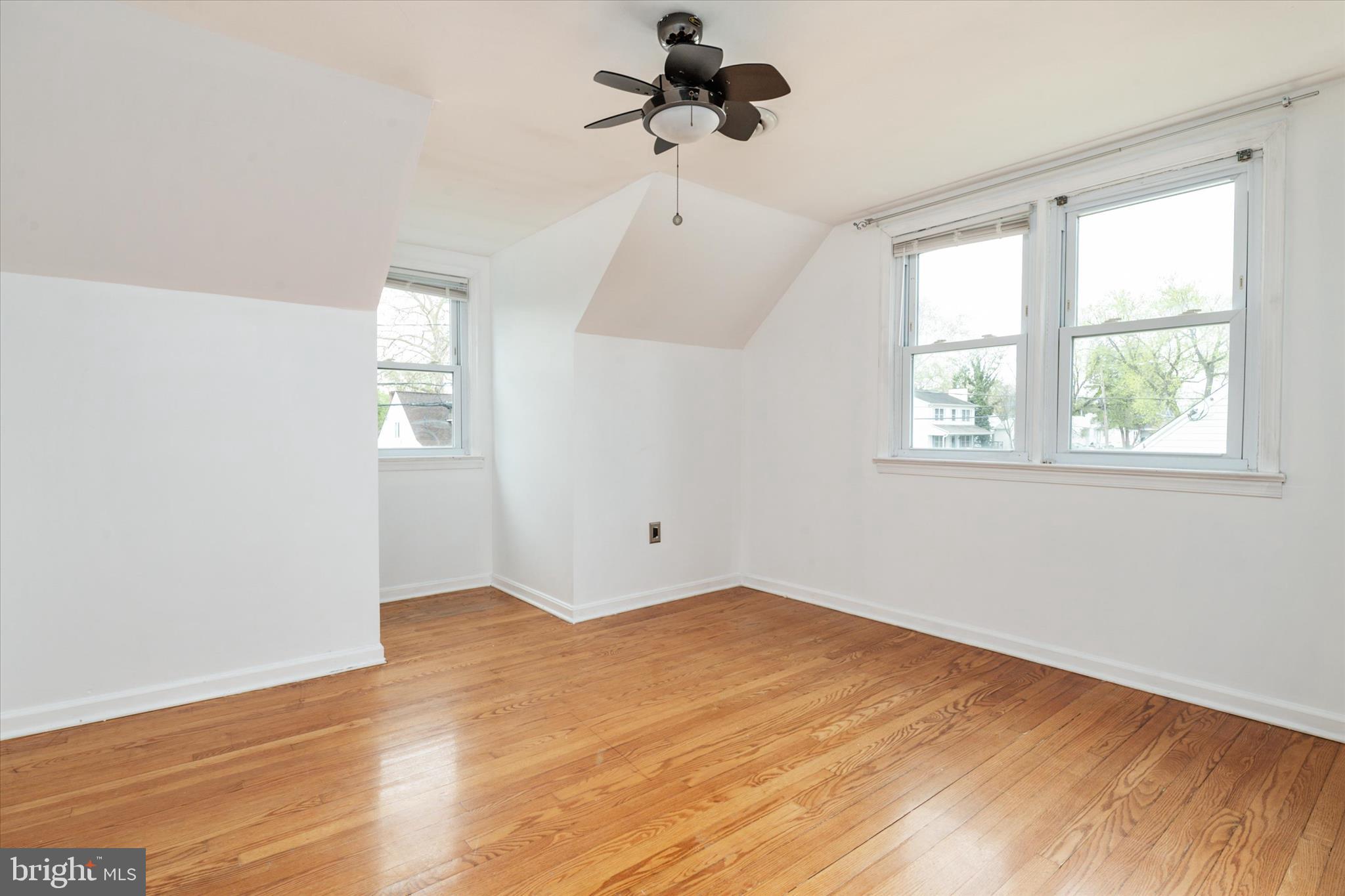 RIVIERA BEACH - Residential