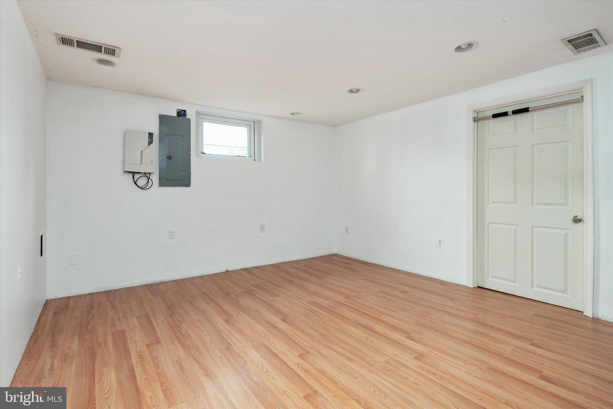 RIVIERA BEACH - Residential