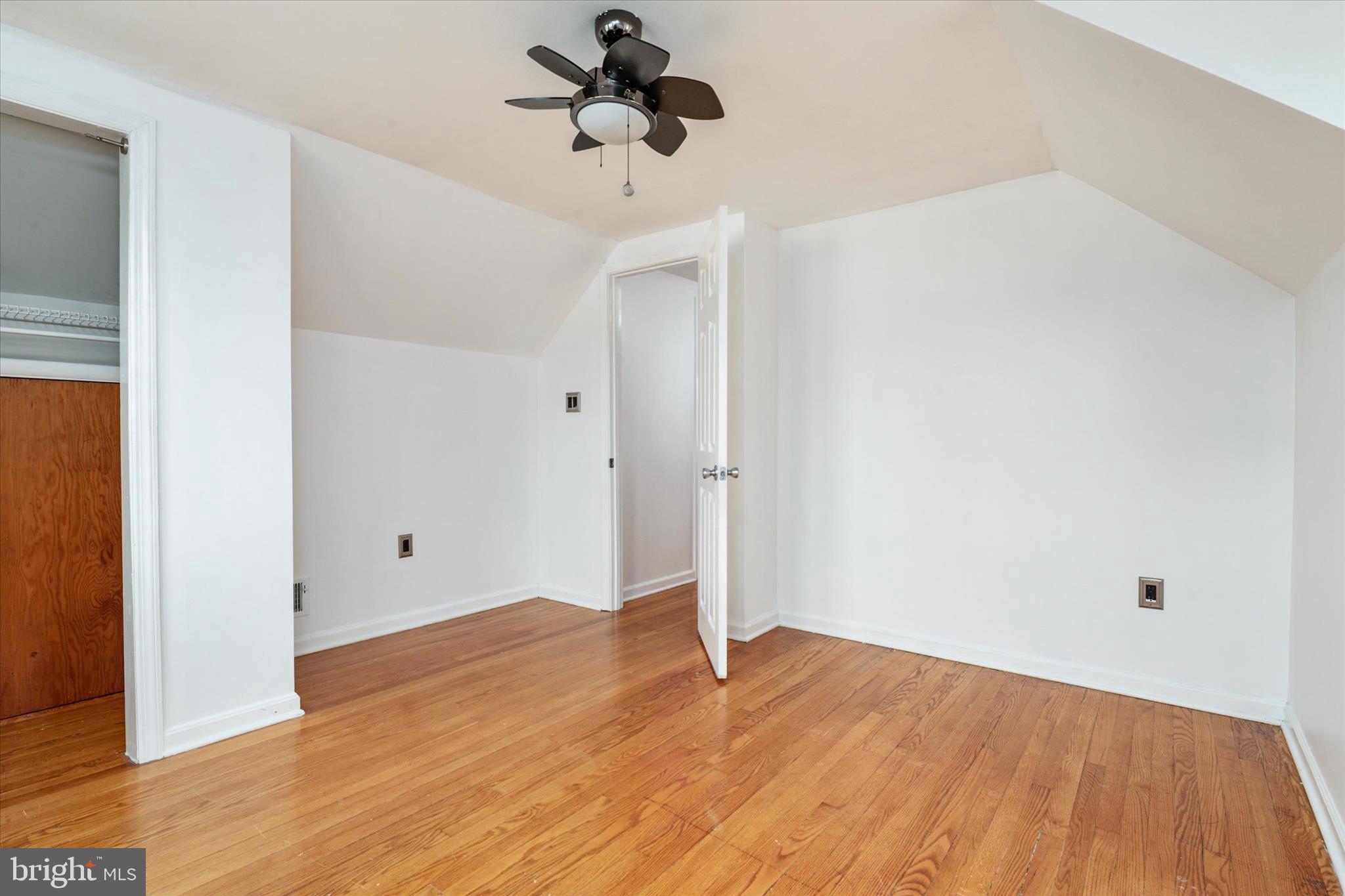 RIVIERA BEACH - Residential