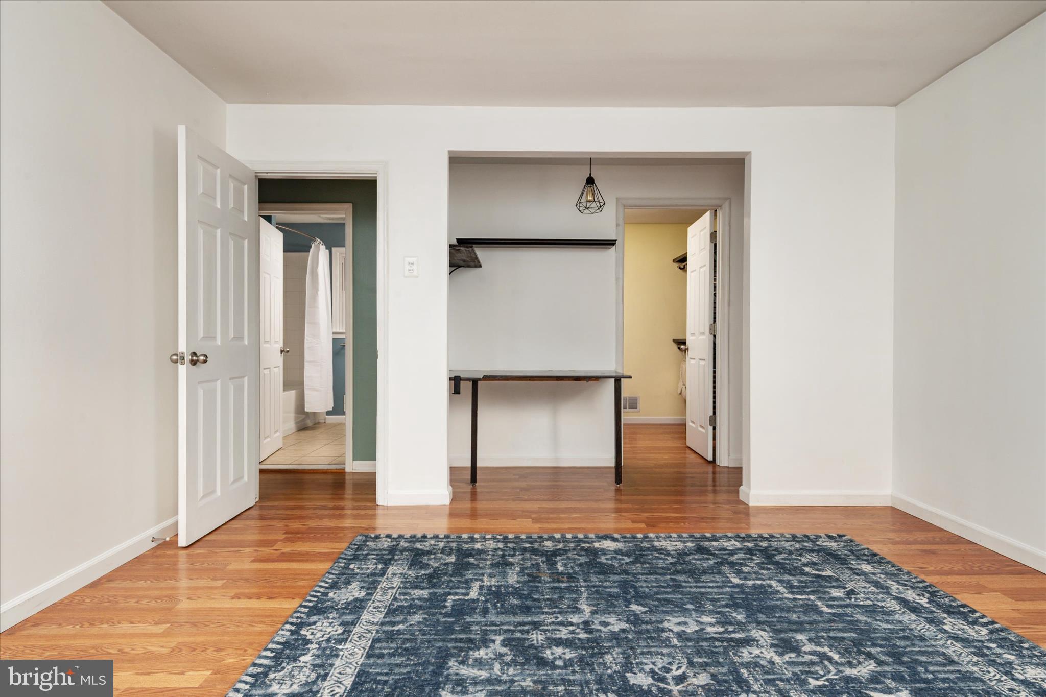 RIVIERA BEACH - Residential